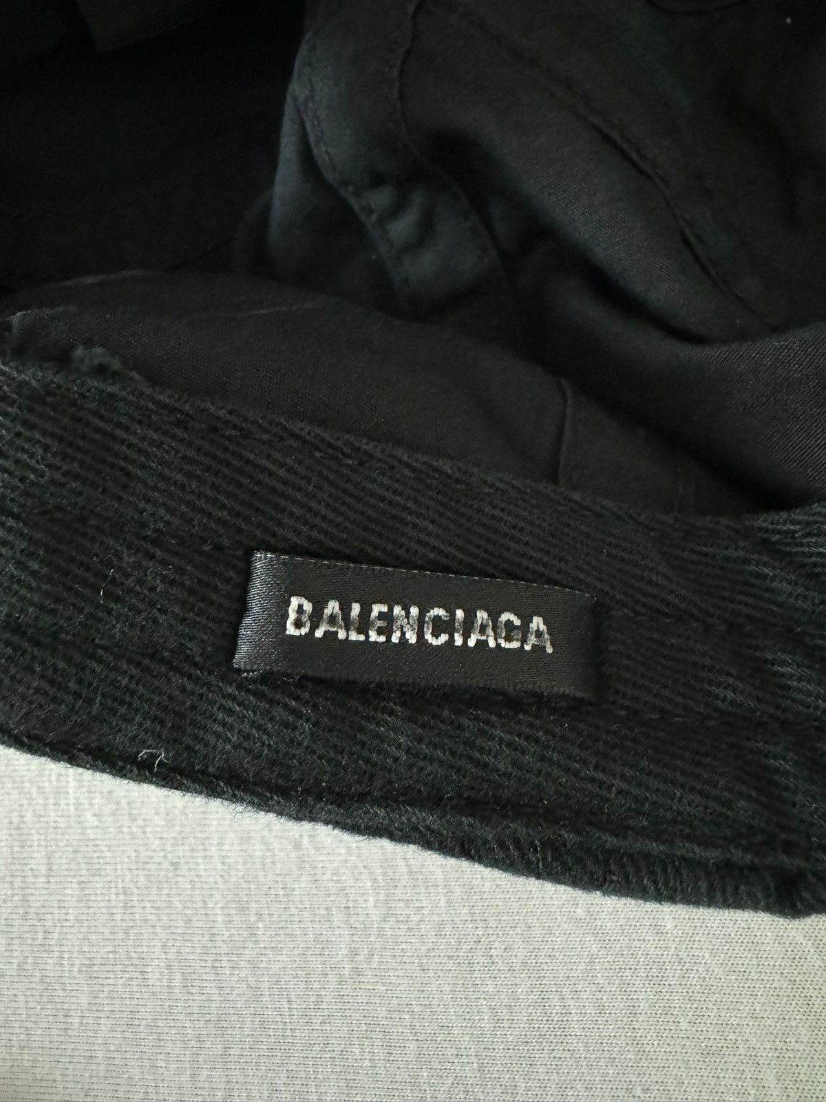 Balenciaga SS23 Diagonal Balenciaga Logo Hat Size ONE SIZE - 4 Thumbnail