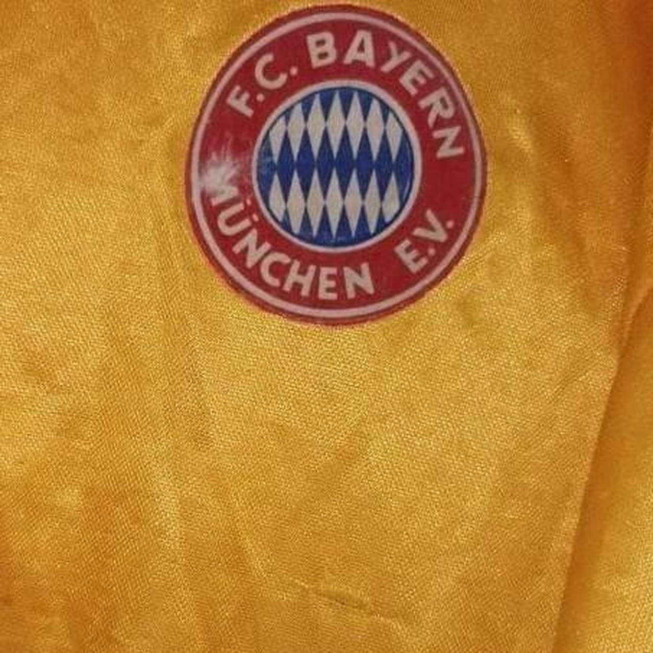 Adidas Bayern Munich Germany 1993 1994 1995 Away Shirt Jersey Size US S / EU 44-46 / 1 - 3 Thumbnail