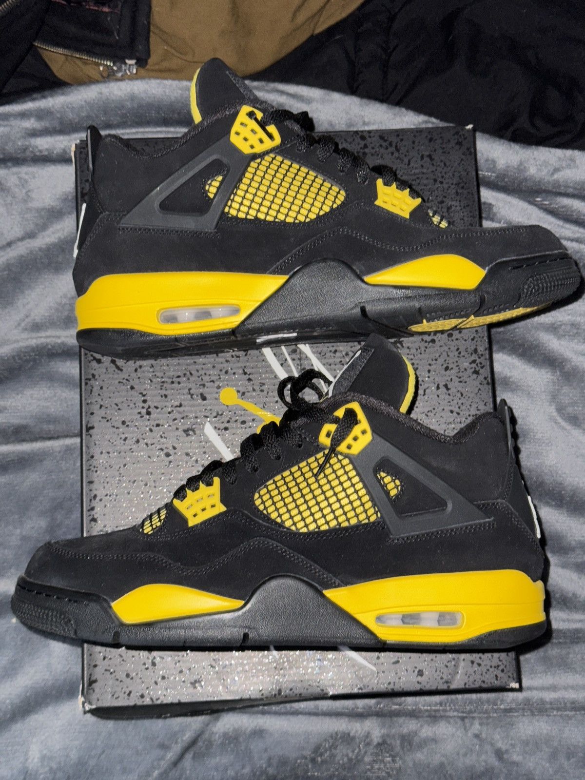 Jordan Brand Jordan 4 “Thunder” 2023 Size US 11.5 / EU 44-45 - 2 Thumbnail