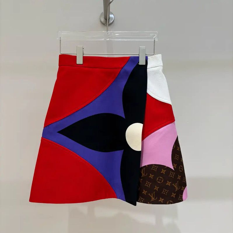 Louis Vuitton Louis Vuitton Red Wool A-Line Skirt 0089 Size 23" - 1 Thumbnail