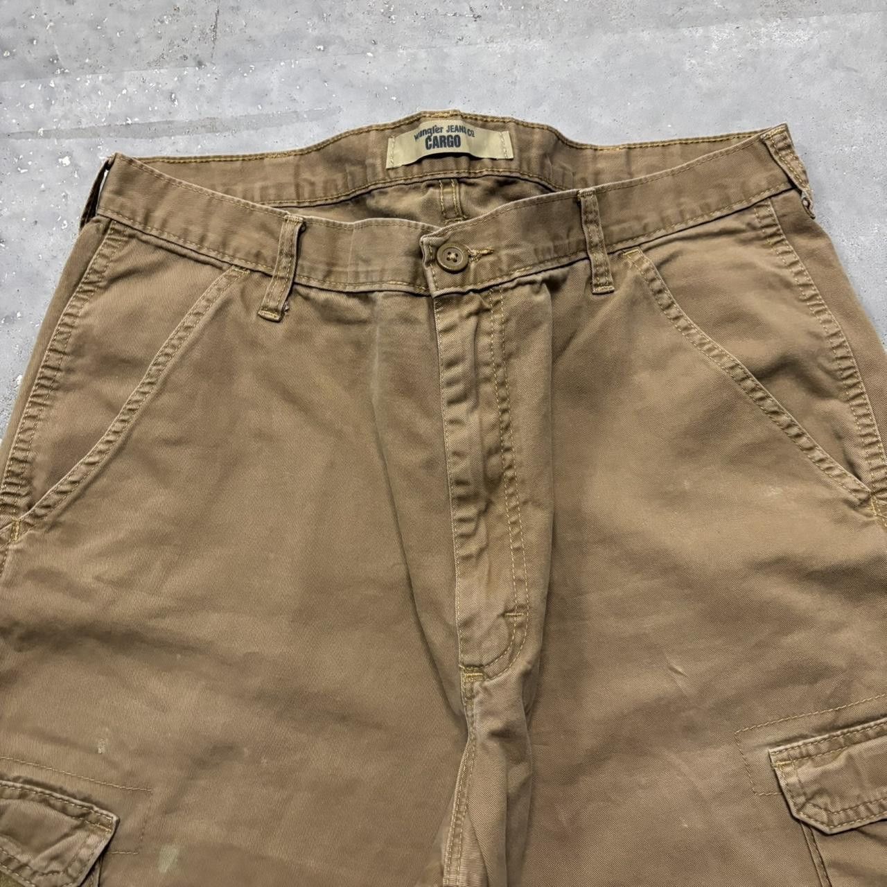 Japanese Brand × Vintage Crazy Vintage Y2K/2000s Baggy Khaki Brown Streetwear Skater Style Cargo Shorts! Size US 34 / EU 50 - 2 Thumbnail