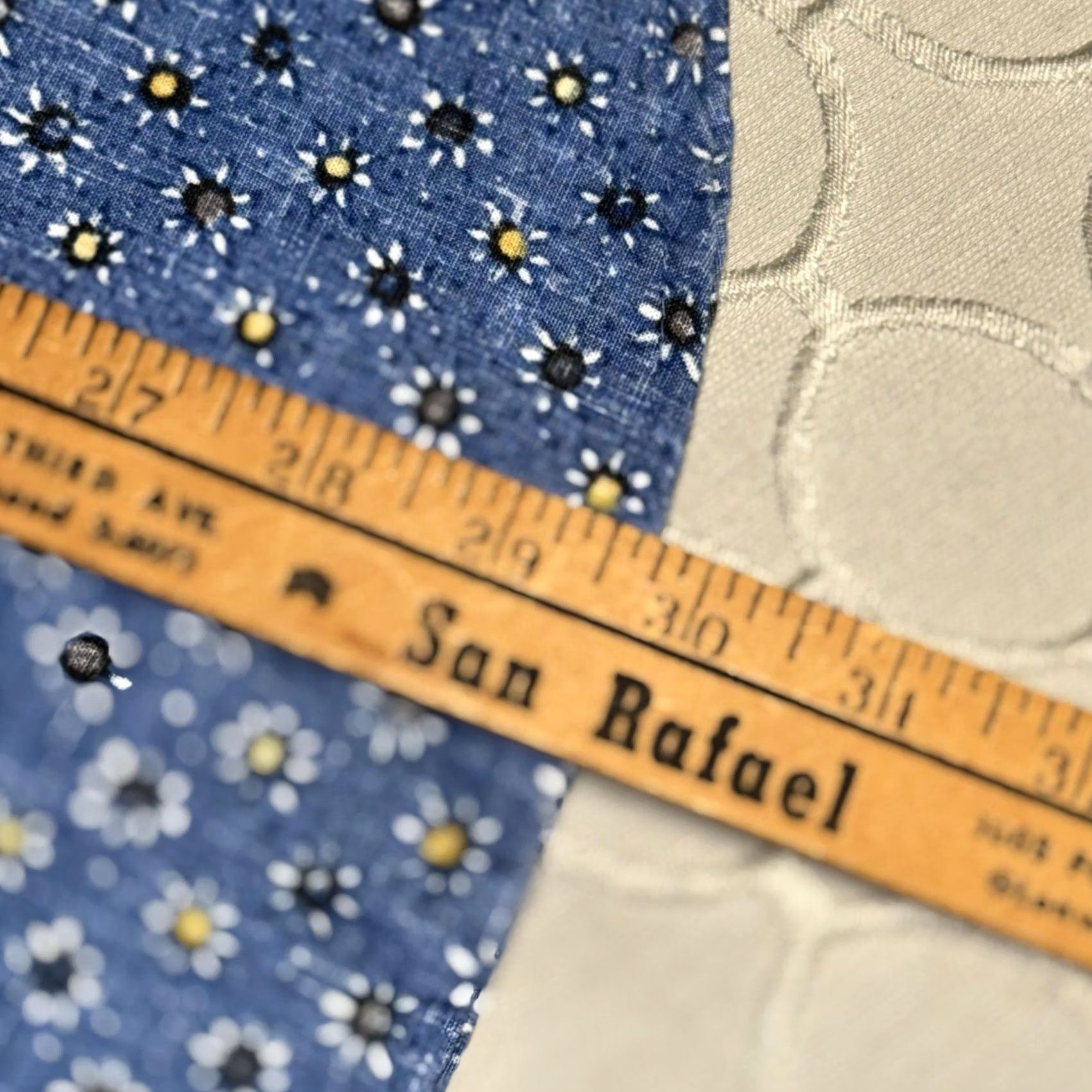 Reyn Spooner Reyn Spooner Shirt Mens Large Blue Daisy Floral Short Sleeve Button Front Aloha Size US L / EU 52-54 / 3 - 7 Thumbnail