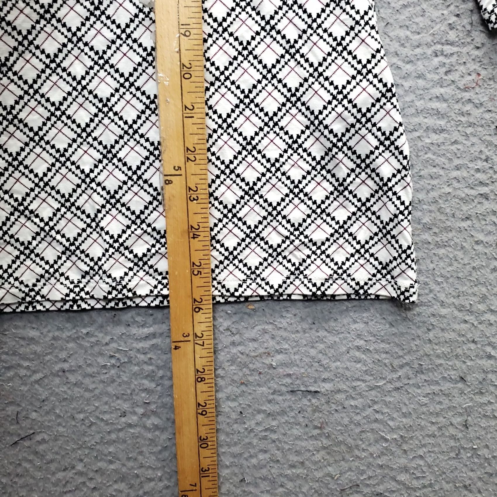 White House Black Market White House Black Market Knit Top Womens Medium Multi Plaid Stretch Scoop Neck Size M / US 6-8 / IT 42-44 - 3 Thumbnail