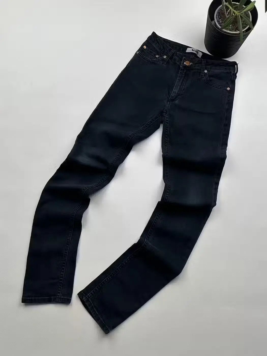 Acne Studios Acne Vintage Jeans (353) Size 27" / US 4 / IT 40 - 1 Thumbnail