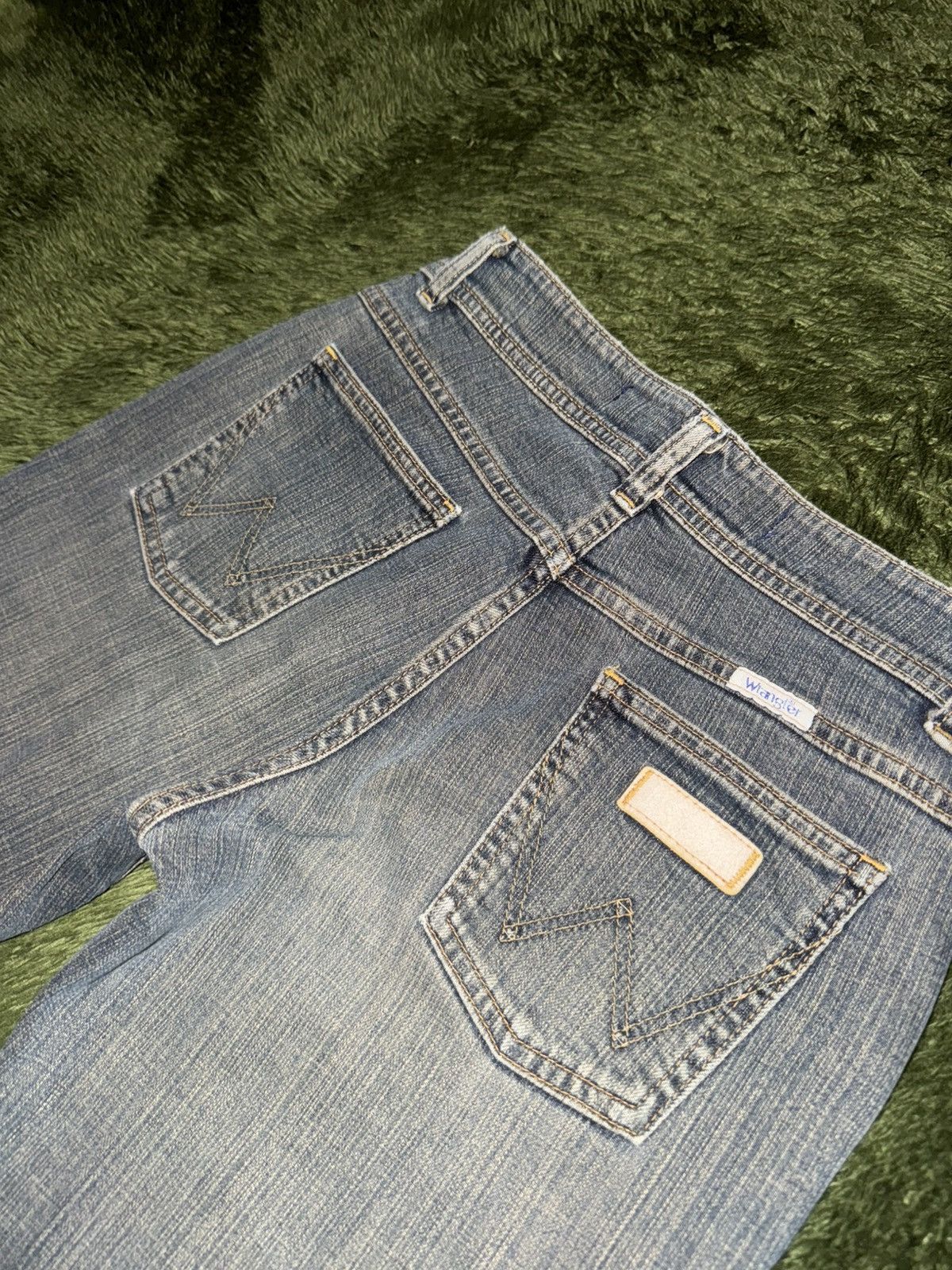 Wrangler [28] Wrangler Japan Vintage-Washed Bootcut Denim Pants Size US 28 / EU 44 - 9 Thumbnail