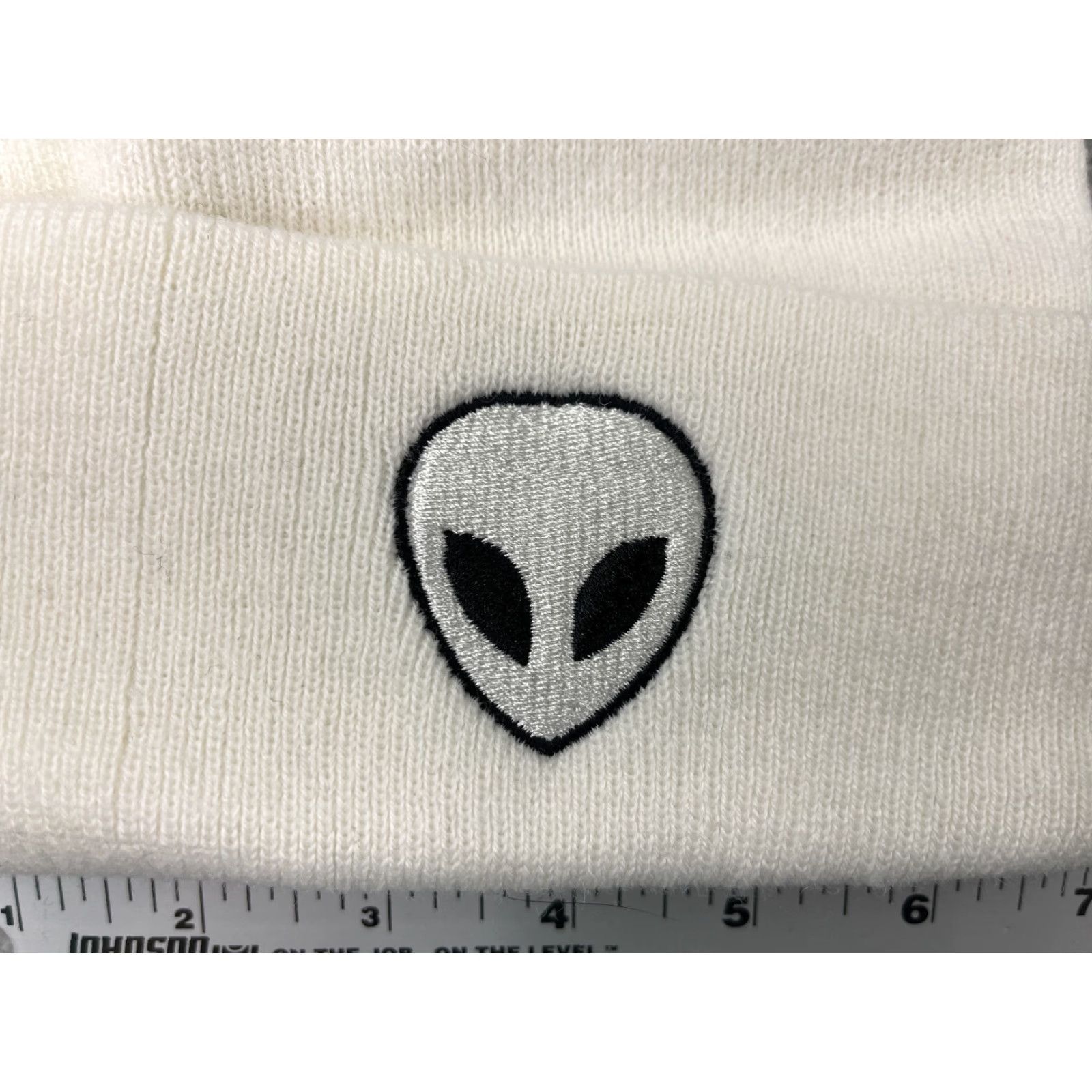 Vintage Unbranded Alien Beanie Toque Adult One Size White Knit Embroidered 100% Acrylic Snow Ski Logo Size ONE SIZE - 2 Thumbnail