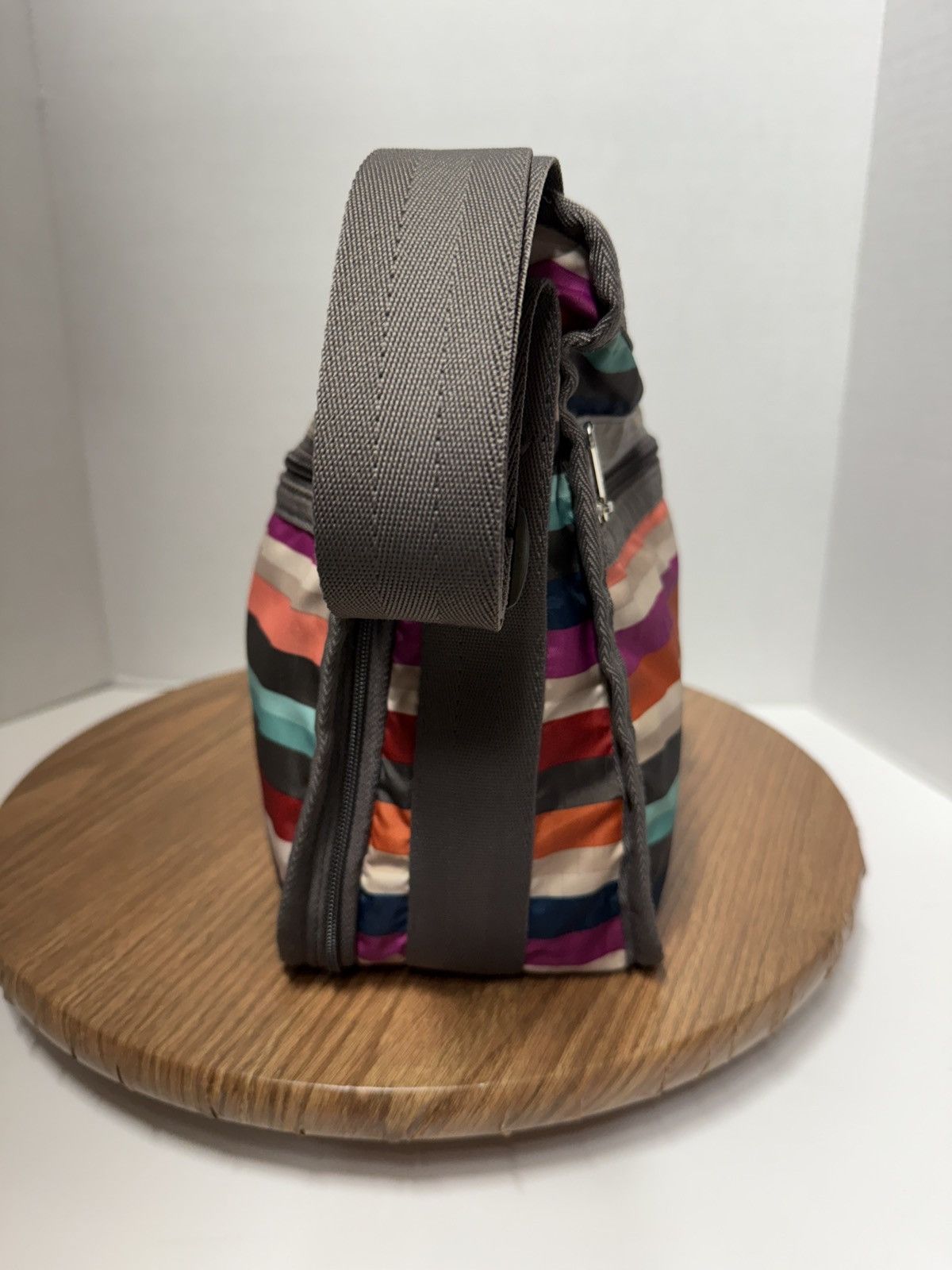 LeSportsac LeSportsac Multicolor Expandable Nylon Crossbody Bag Purse Size ONE SIZE - 2 Thumbnail