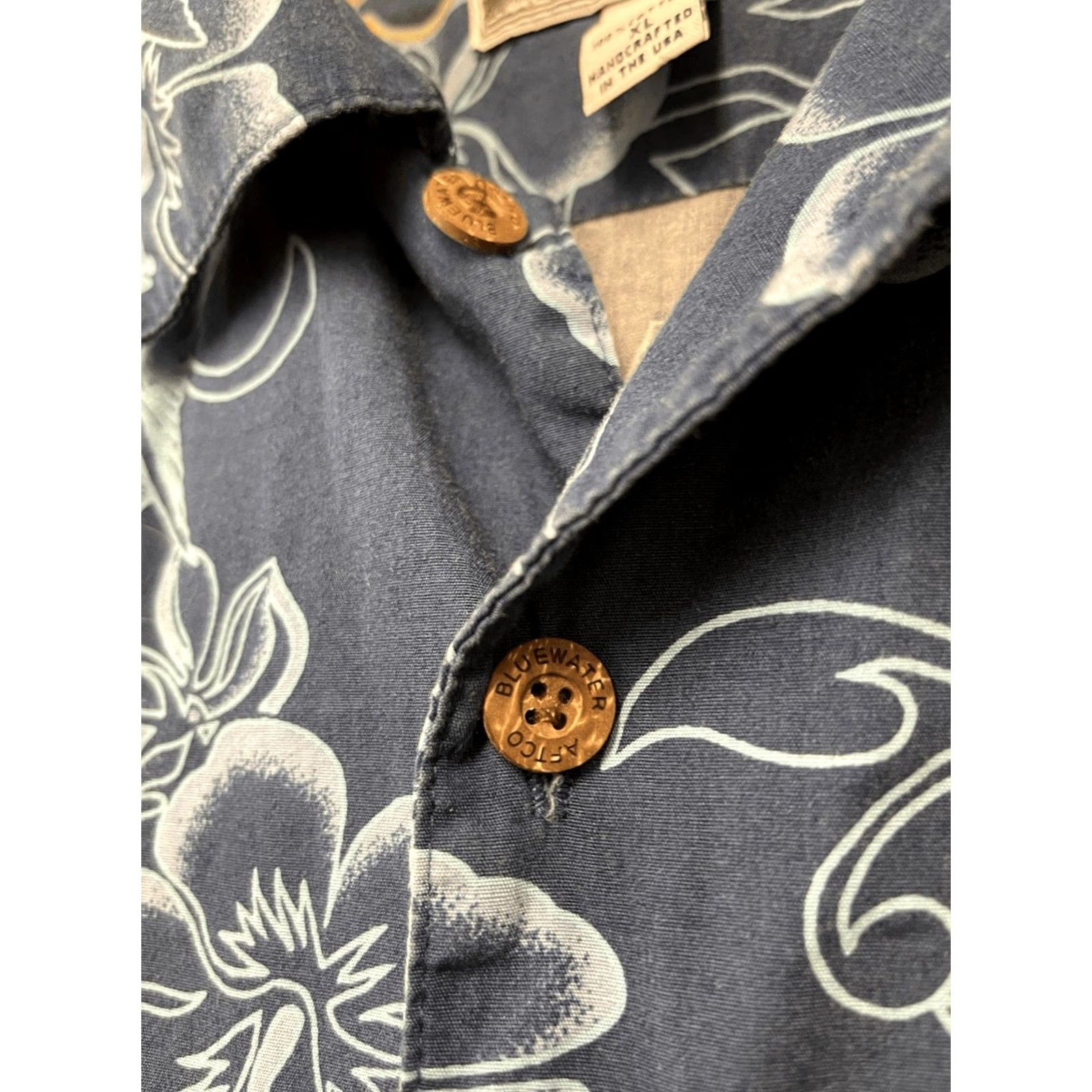 Guy Harvey AFTCO Shirt Mens XL Blue Water Fish Casual Button Up Short Sleeve Shirt Size US XL / EU 56 / 4 - 2 Thumbnail