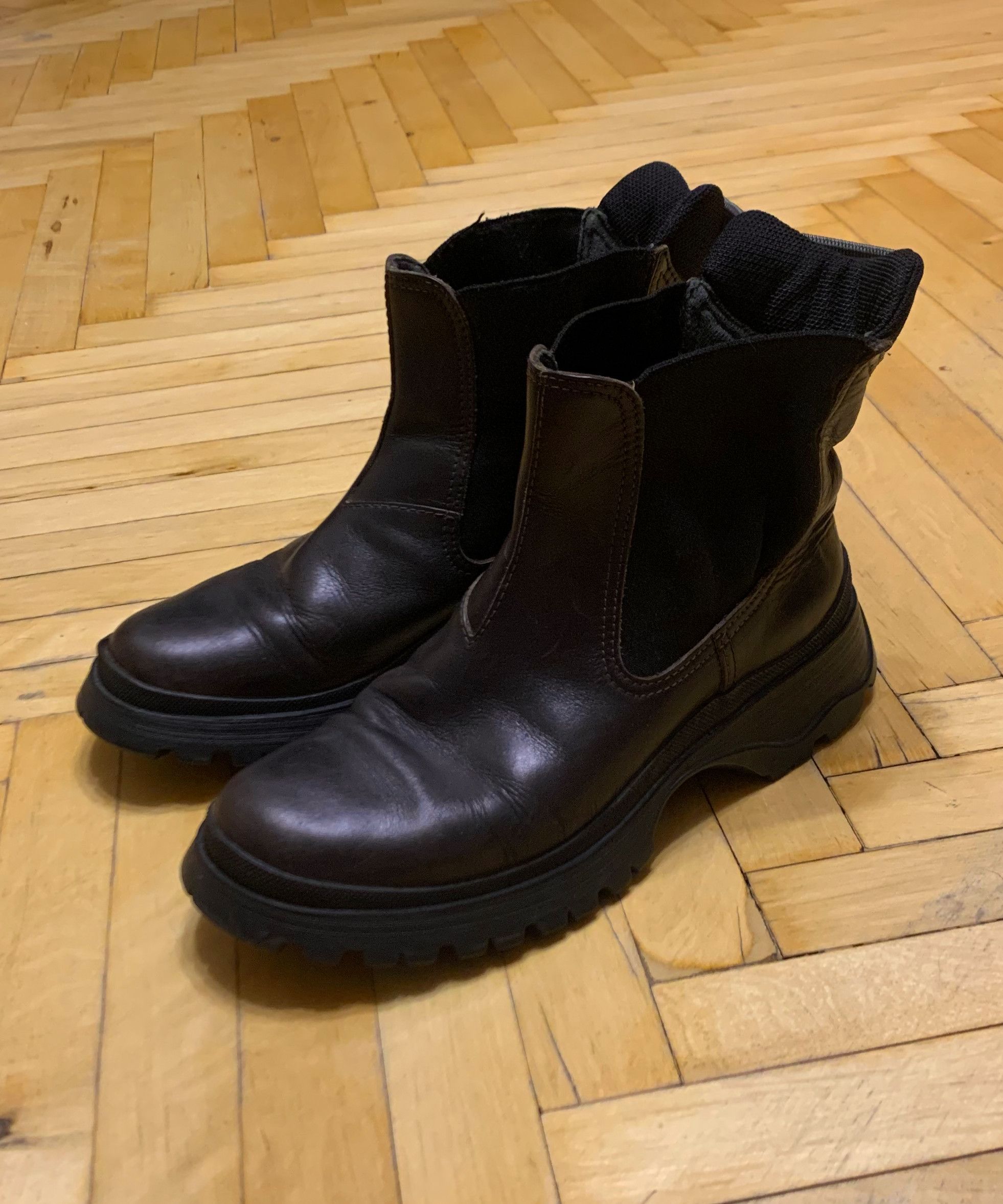 Prada 🔴 PRADA Boots Brown Shoes Vintage Leather Tractor Combat Size US 6.5 / IT 36.5 - 3 Thumbnail