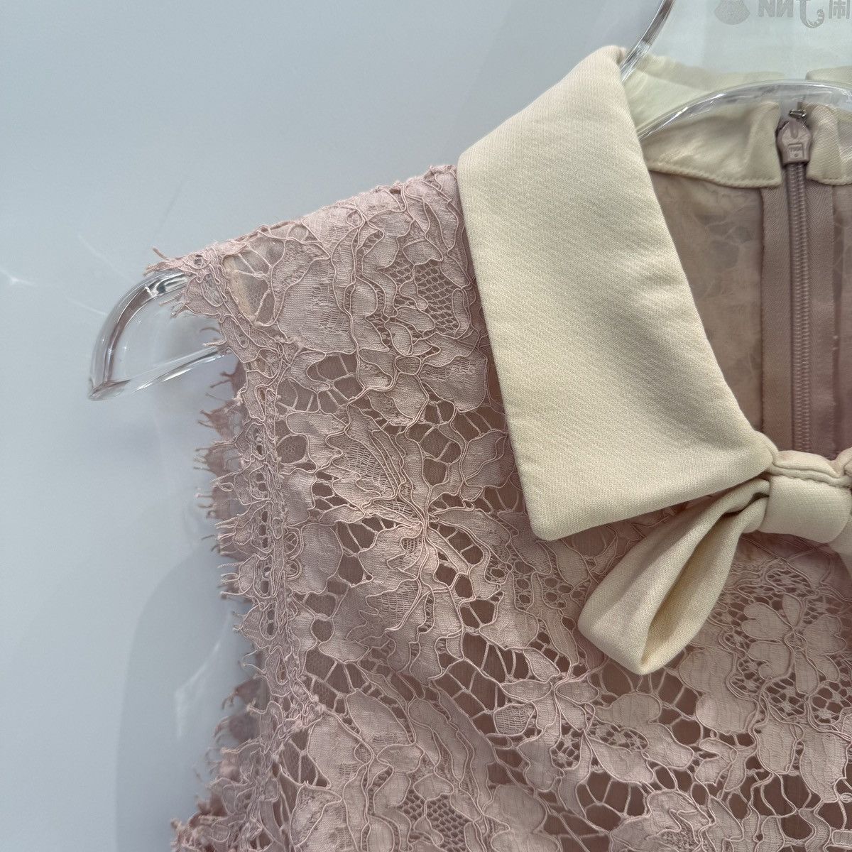 Valentino Valentino Floral Lace Patch Lapel Sleeveless Dress K26WX Size M / US 6-8 / IT 42-44 - 3 Thumbnail