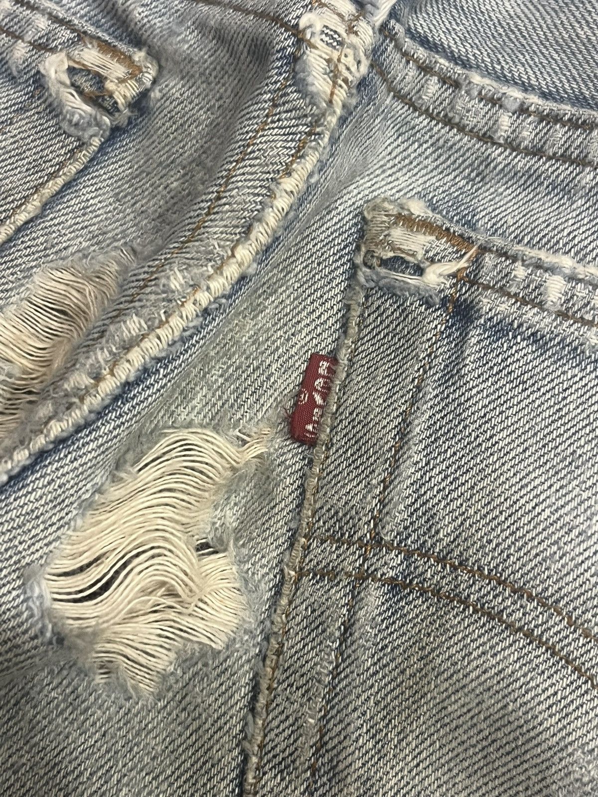 Levi's ⚡️Vintage⚡️80s Levi’s 501 Destroy Buttonfly Blue Washed Jeans Size US 30 / EU 46 - 14 Thumbnail