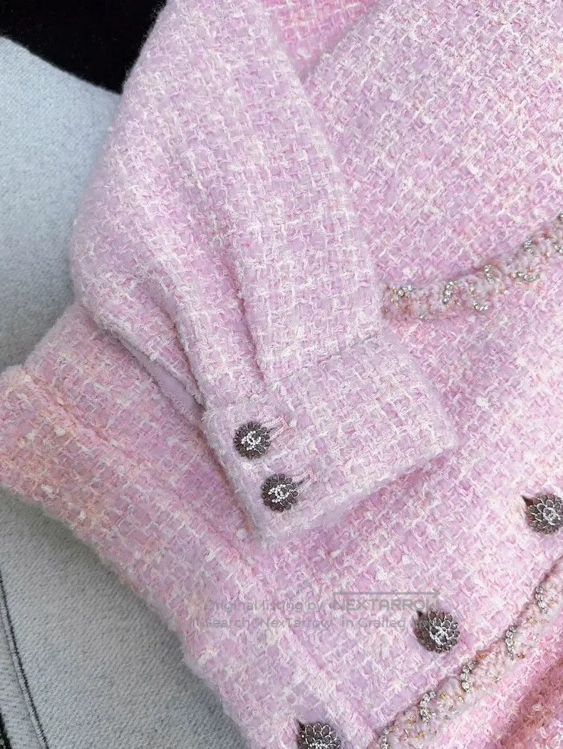 Chanel Chanel 23k autumn and winter pink tweed diamond-encrusted Size S / US 4 / IT 40 - 4 Thumbnail