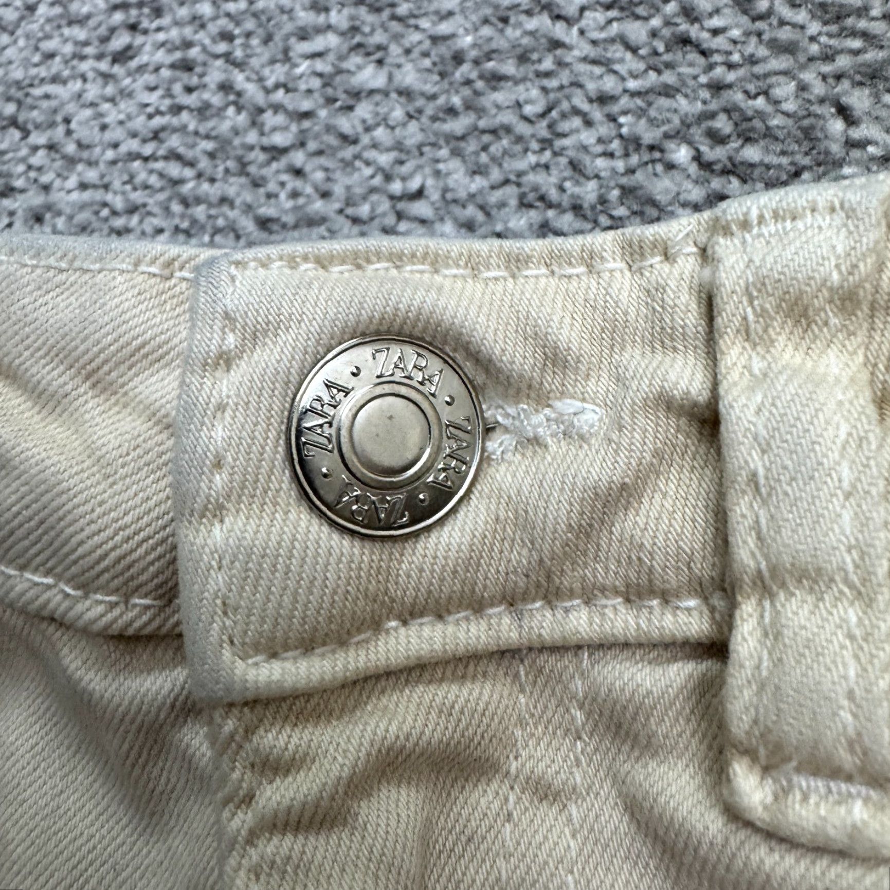 Everlane Zara Jeans Womens 2 Beige High Rise Straight Leg Cropped Ankle Denim Raw Hem Size 27" / US 4 / IT 40 - 3 Thumbnail