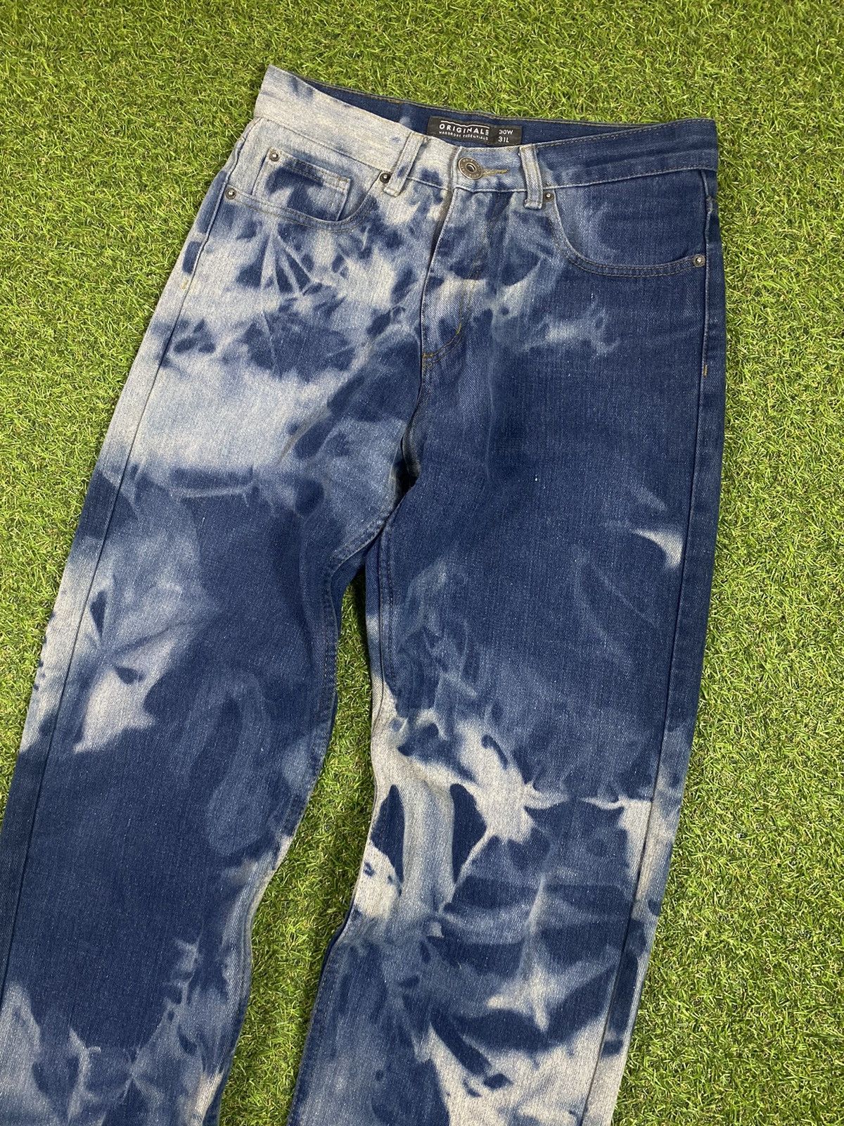 Japanese Brand Vintage Y2k Japanese jeans faded streetwear style size 30x31 Size US 30 / EU 46 - 2 Thumbnail