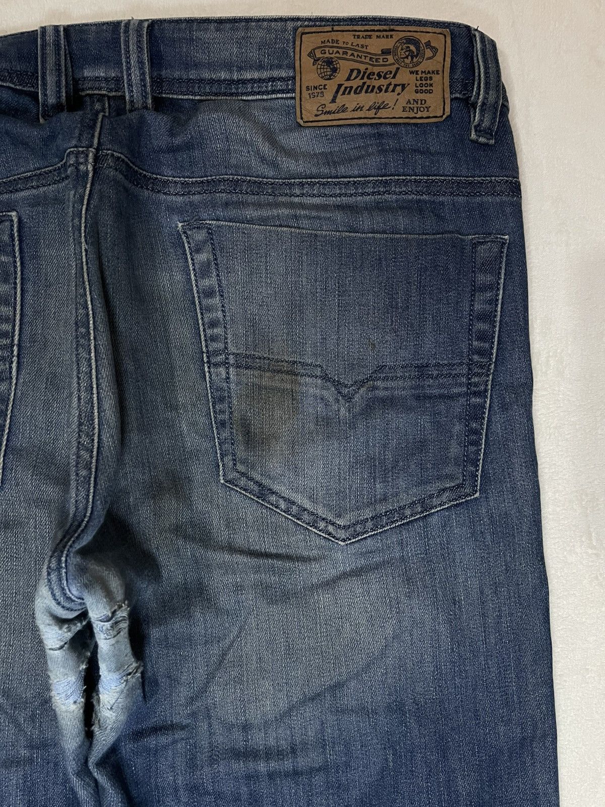 Diesel Vintage Mudwash Faded Regular Straight Dark Blue Jeans Size US 36 / EU 52 - 16 Thumbnail
