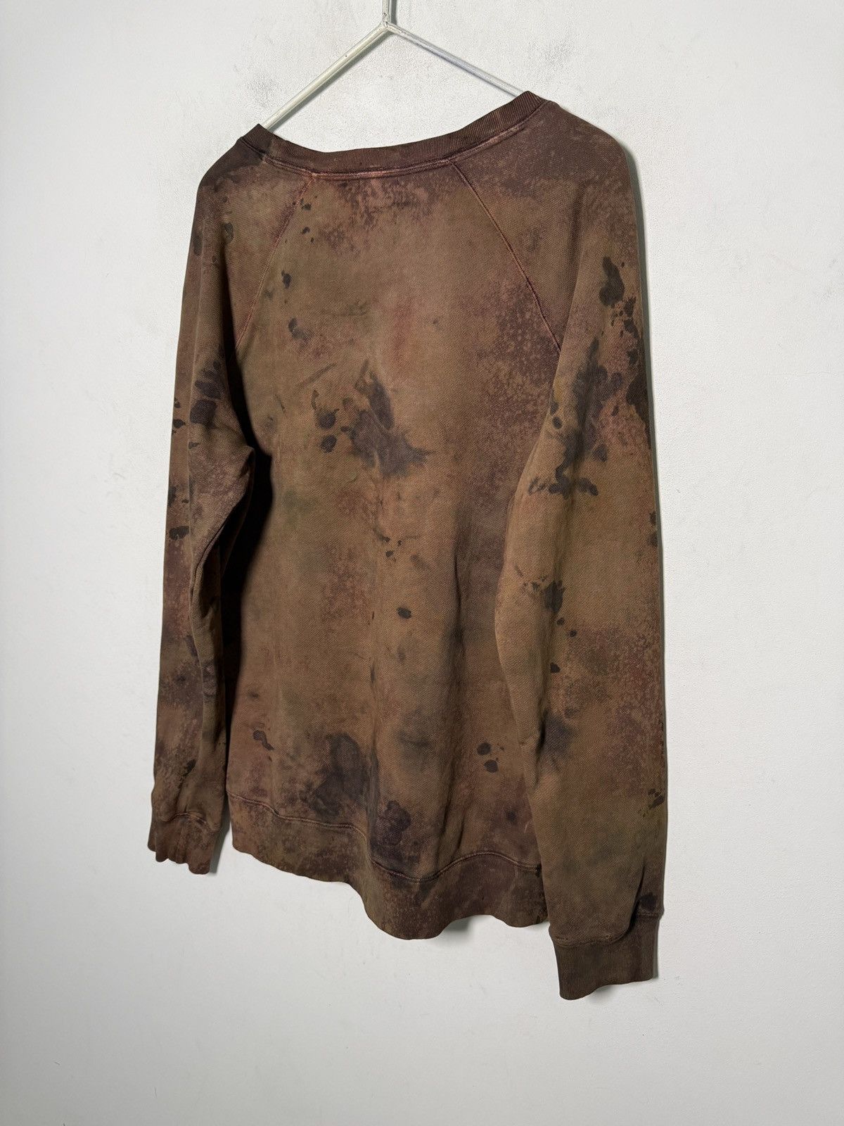 Acne Studios acne studios painters sweatshirt crewneck 1/1 hand dyed Size US L / EU 52-54 / 3 - 6 Thumbnail