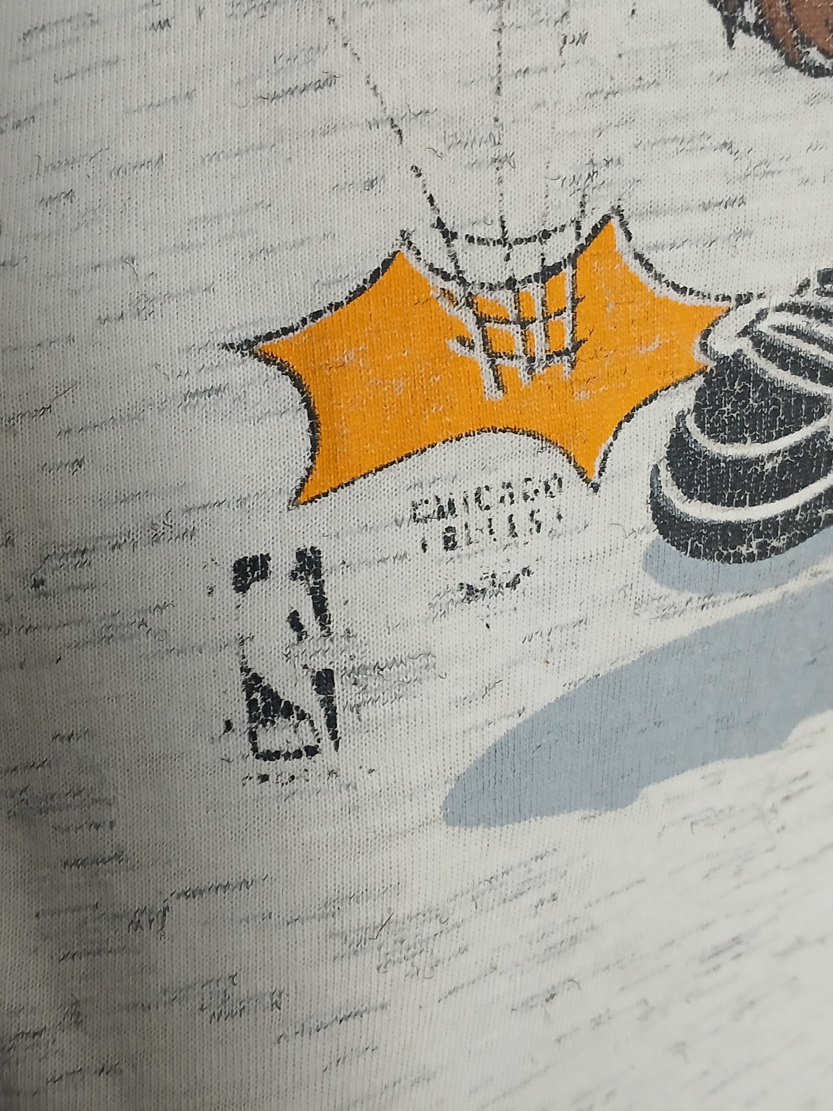 NBA × Vintage Vintage NBA Chicago Bulls Taz Basketball T-Shirt Size US XXL / EU 58 / 5 - 5 Thumbnail