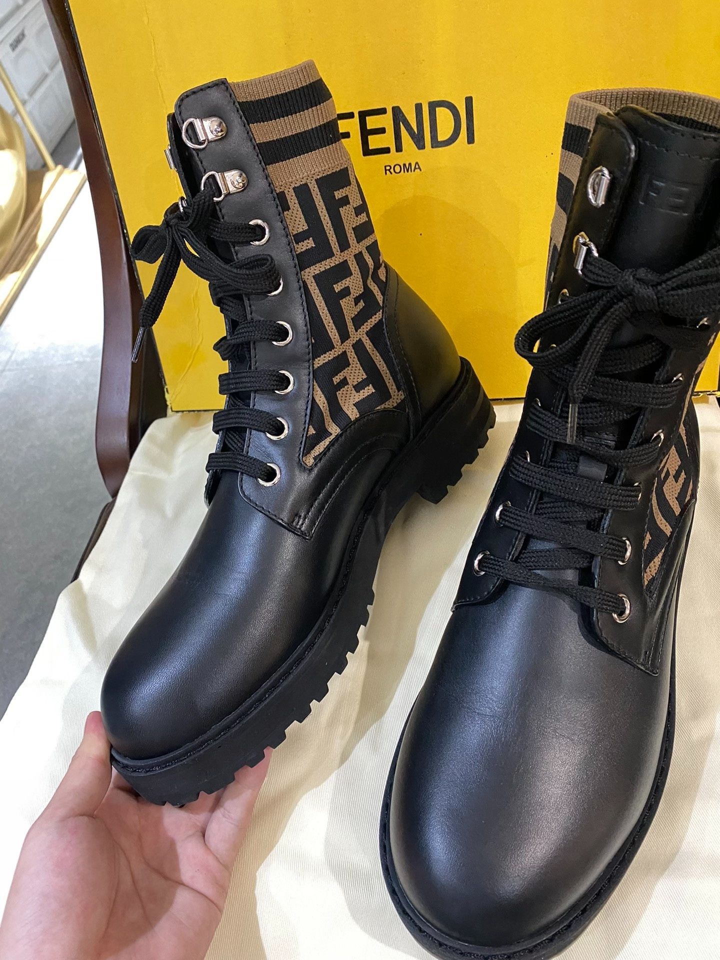 Fendi Fendi Men's Boots Sizes 41, 43 Size US 8 / EU 41 - 3 Thumbnail