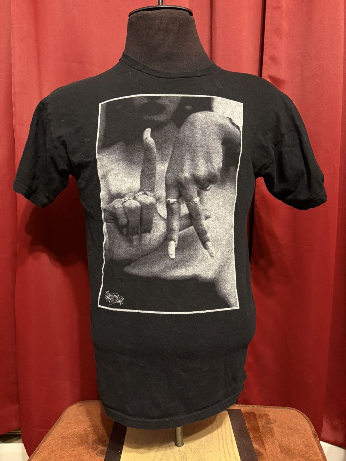 Upper Playground Estevan Oriol LA Fingers Tshirt Upper Playground Grail Size US M / EU 48-50 / 2 - 1 Thumbnail