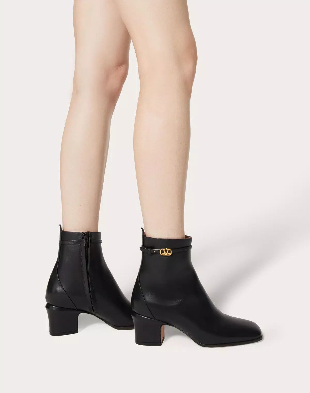 Valentino o1s1wg111125 Tan-Go Ankle Boots in Nero Size US 6.5 / IT 36.5 - 5 Thumbnail