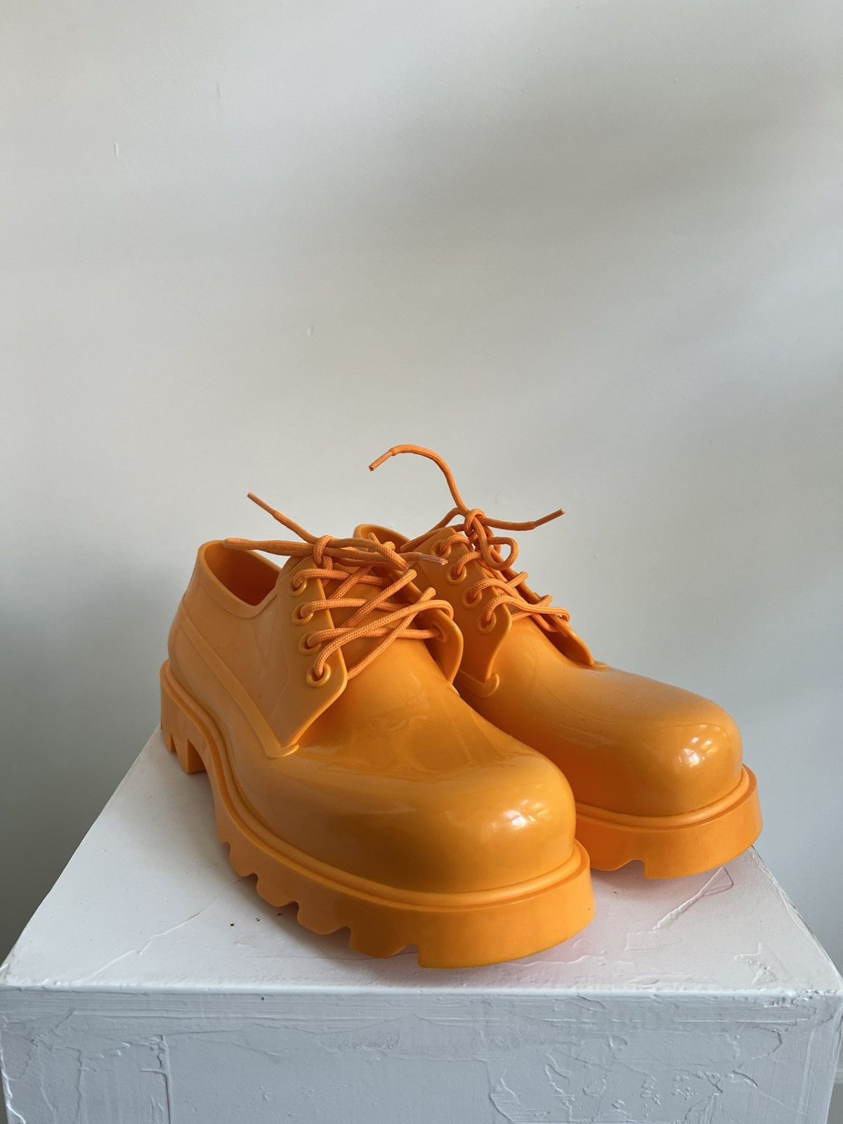 Bottega Veneta Bottega Veneta Lace Up Shiny Rubber Derby Size US 9 / EU 42 - 3 Thumbnail
