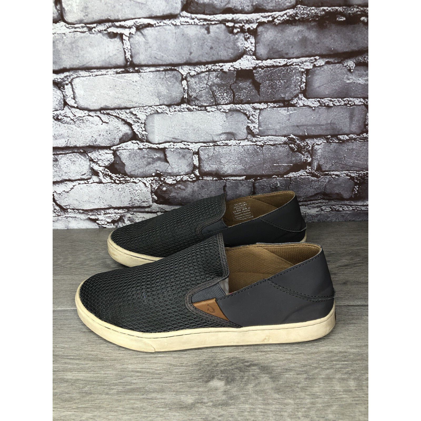 Olukai OluKai Pehuea Gray Textile Slip On Sneakers Beach Shoes Wome Size US 10 / IT 40 - 11 Thumbnail