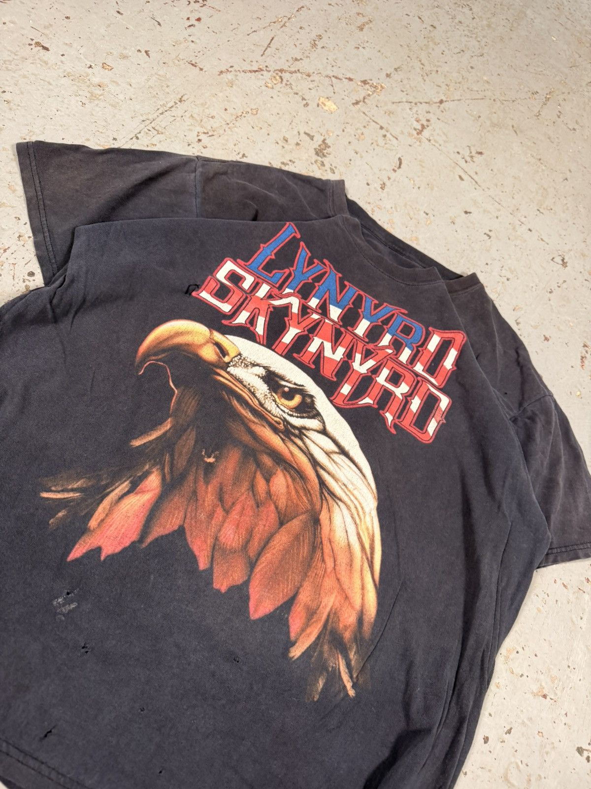 Band Tees × Vintage Vintage Lynyrd Skynyrd Eagle Tee Size US L / EU 52-54 / 3 - 3 Thumbnail