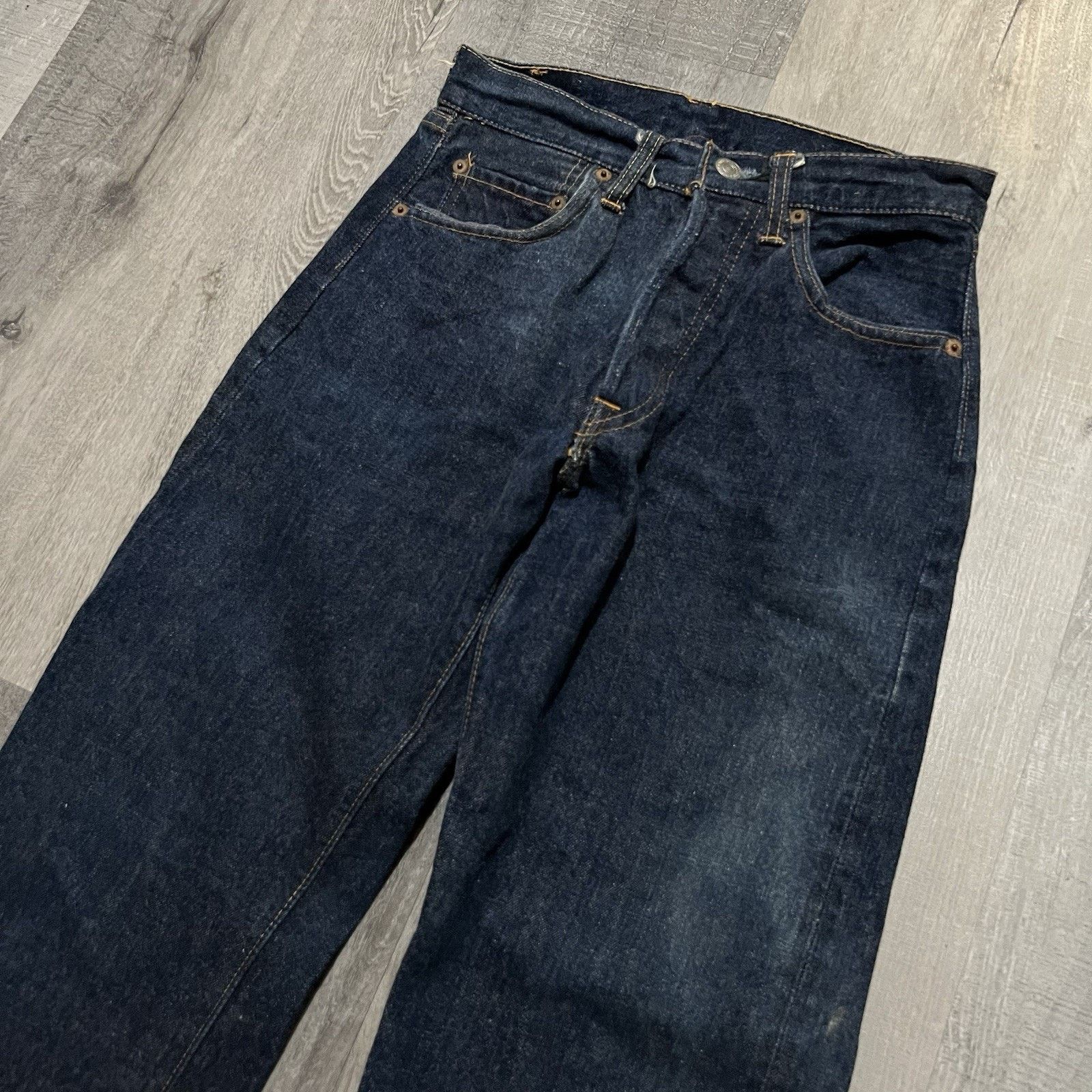 Levi's VTG 1960s Levi's Big E Dark Wash Selvedge Button Fly Jeans Size US 28 / EU 44 - 3 Thumbnail