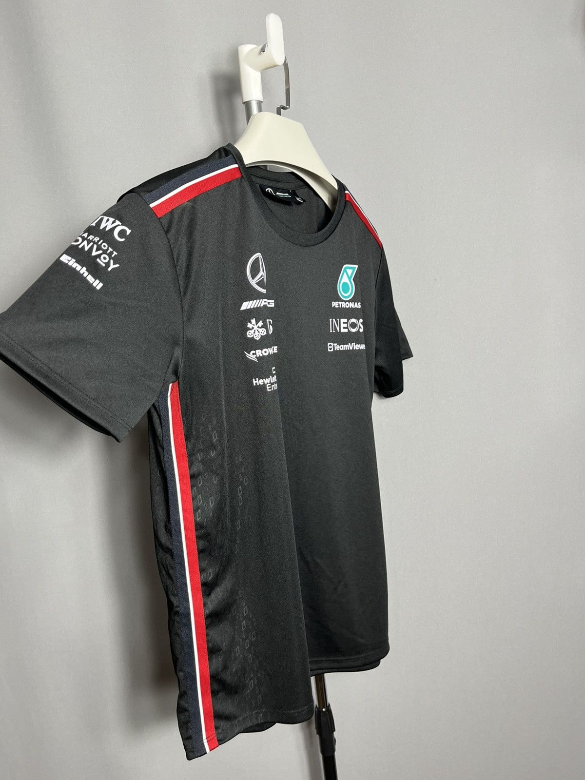 Mercedes-Benz Mercedes AMG Petronas F1 woman’s t-shirt black shorts sleeve Size L / US 10 / IT 46 - 2 Thumbnail