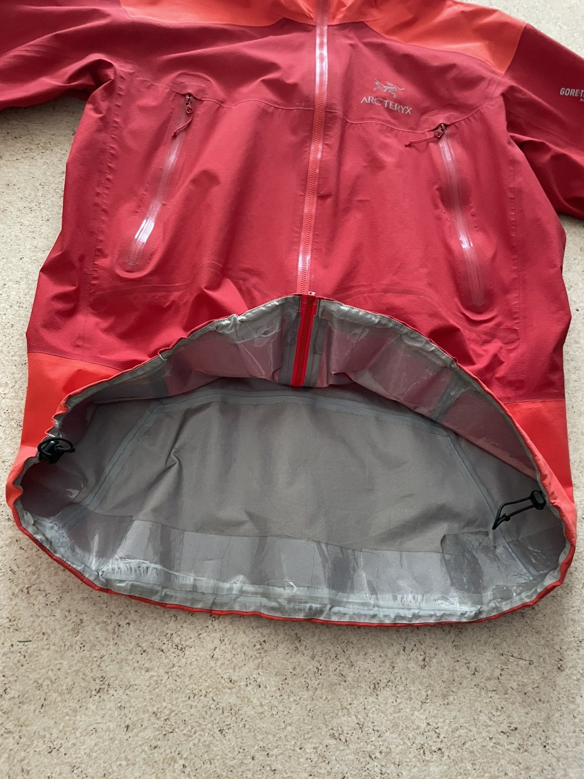 Arc'teryx Arc’teryx Alpha Comp Jacket Reflective Logo Size US L / EU 52-54 / 3 - 6 Thumbnail