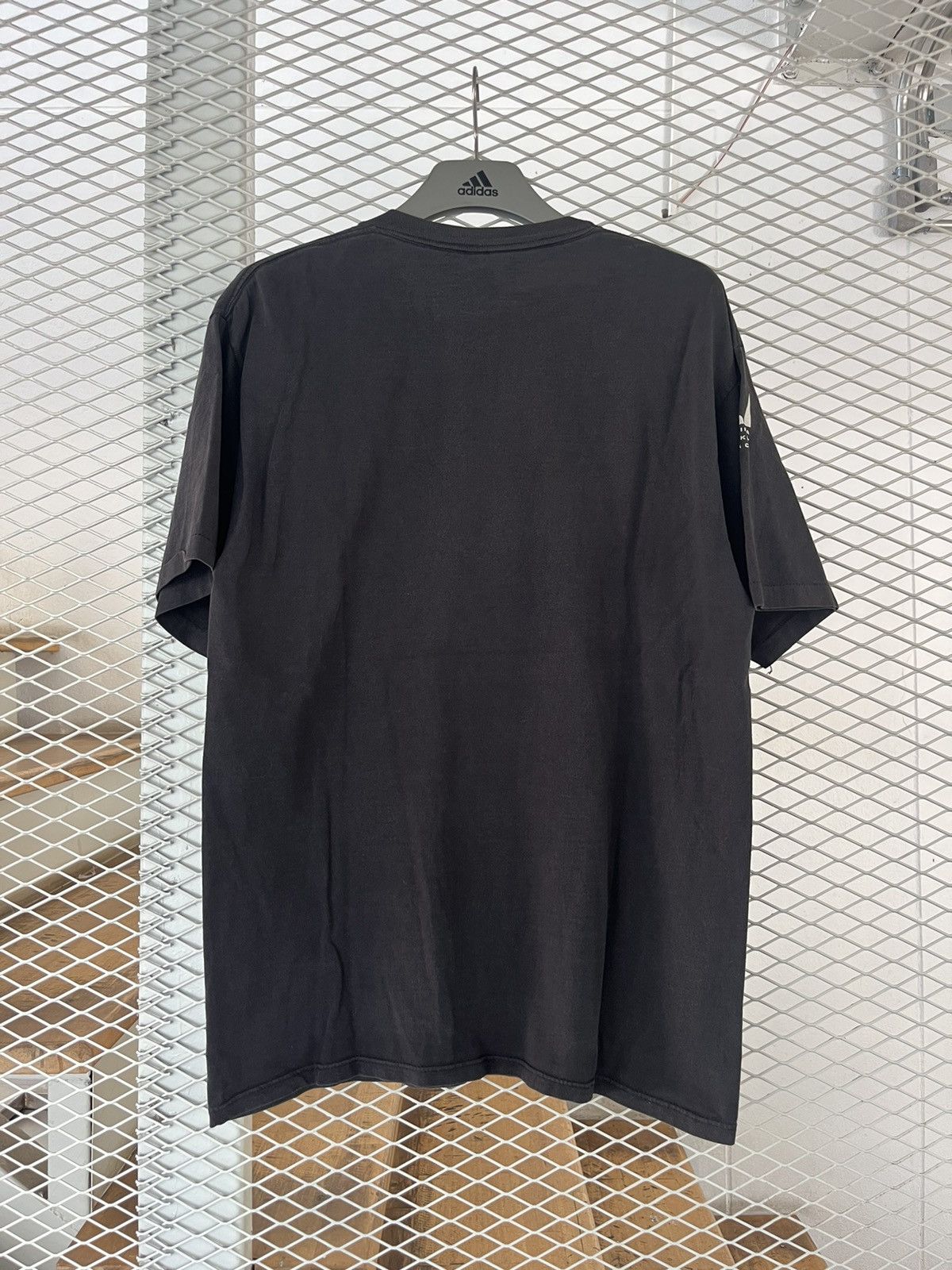 Vintage Vintage Dill Laddie John Artwork 1989’s Tshirt Size US XL / EU 56 / 4 - 8 Thumbnail