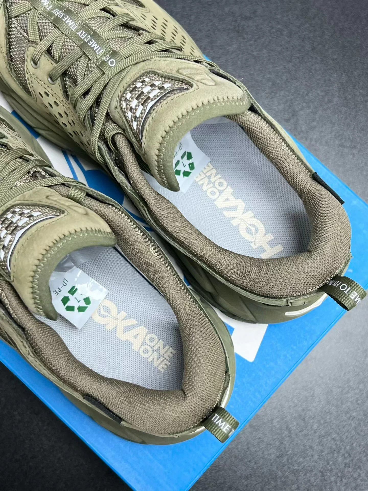 Hoka HOKA ONE Transport Olive Green 41 Like New Boxed Size US 8 / EU 41 - 4 Thumbnail