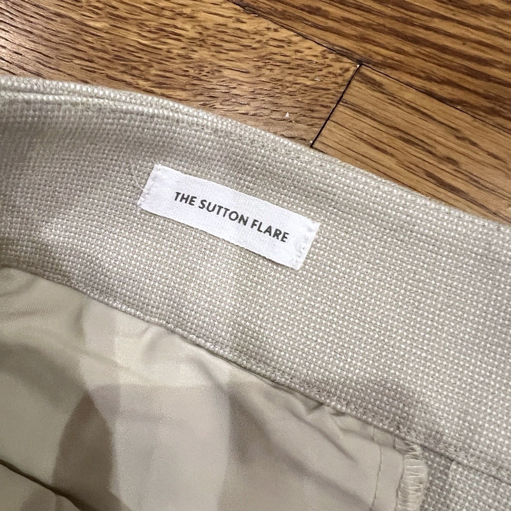 Loft LOFT NWT Pants Womens 14 Sutton Flare Dress Pants Beige High Rise Flat Front Zip 30 Inseam Pockets Easy Care Preppy City Workwear Mens? Girls? Wait. Size 36" / US 14 / IT 50 - 4 Thumbnail