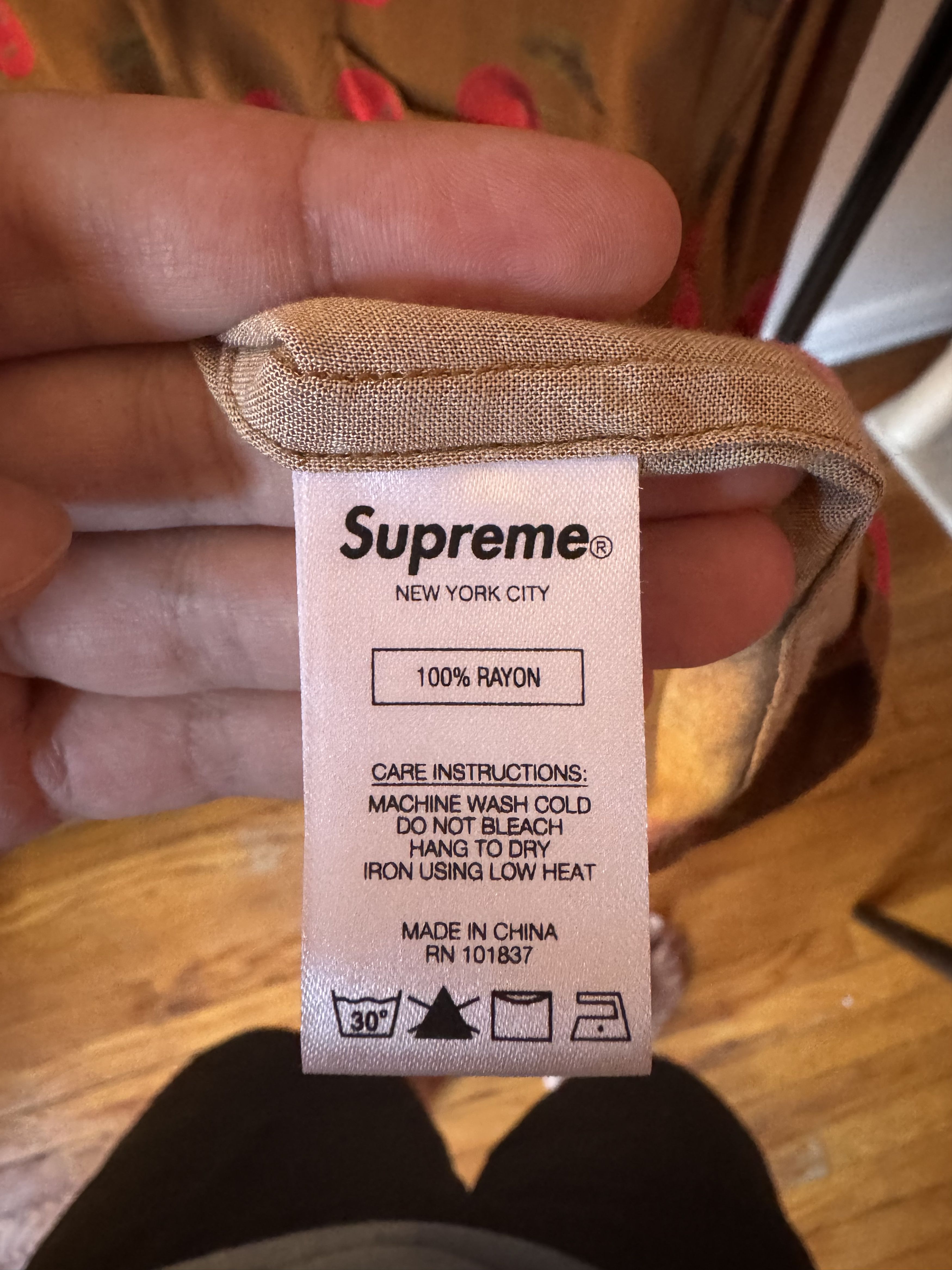 Supreme Cherry Rayon Shirt Size US L / EU 52-54 / 3 - 2 Thumbnail