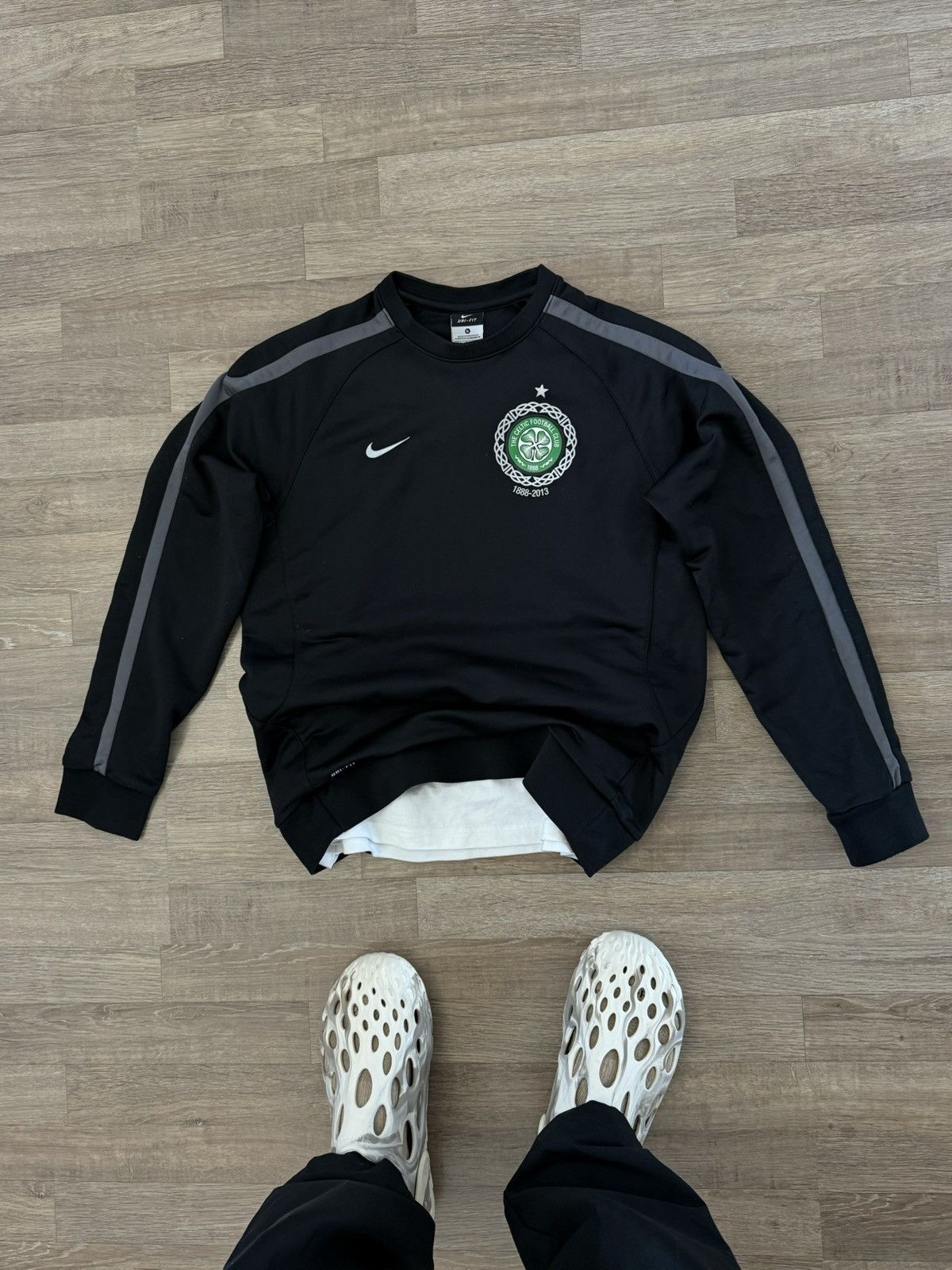 Nike Vintage Nike Celtic Y2k Blokecore Football Soccer Sweatshirt Size US S / EU 44-46 / 1 - 2 Thumbnail