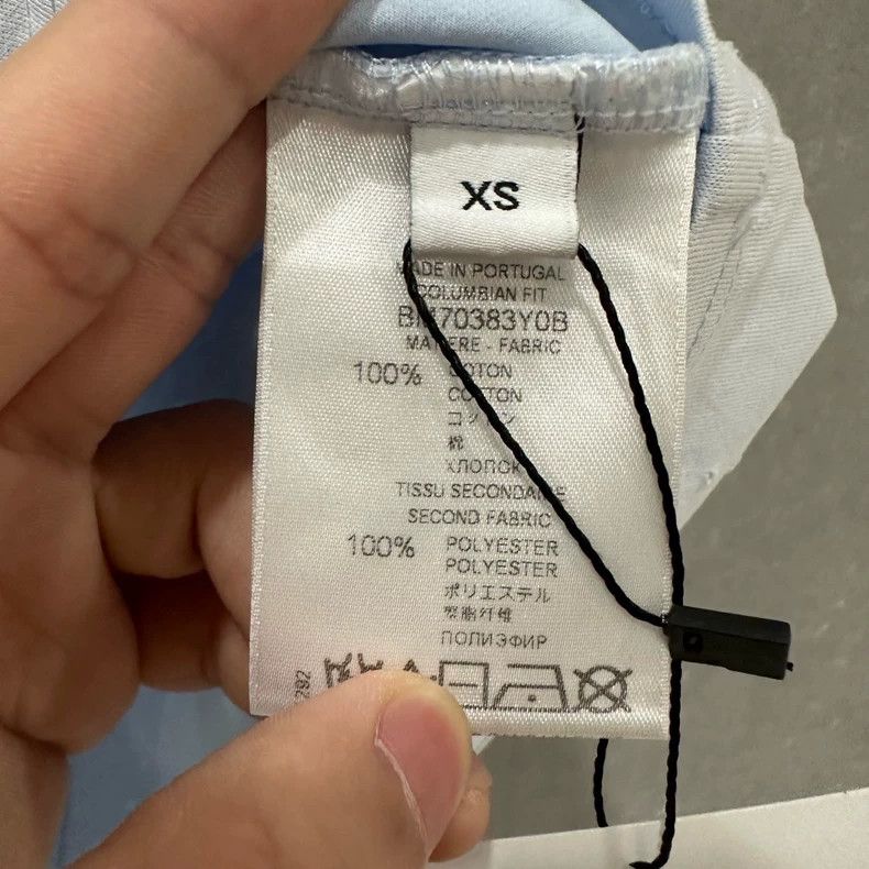 Givenchy Givenchy Light blue light blue ripped logo short-sleeve si Size US XS / EU 42 / 0 - 5 Thumbnail