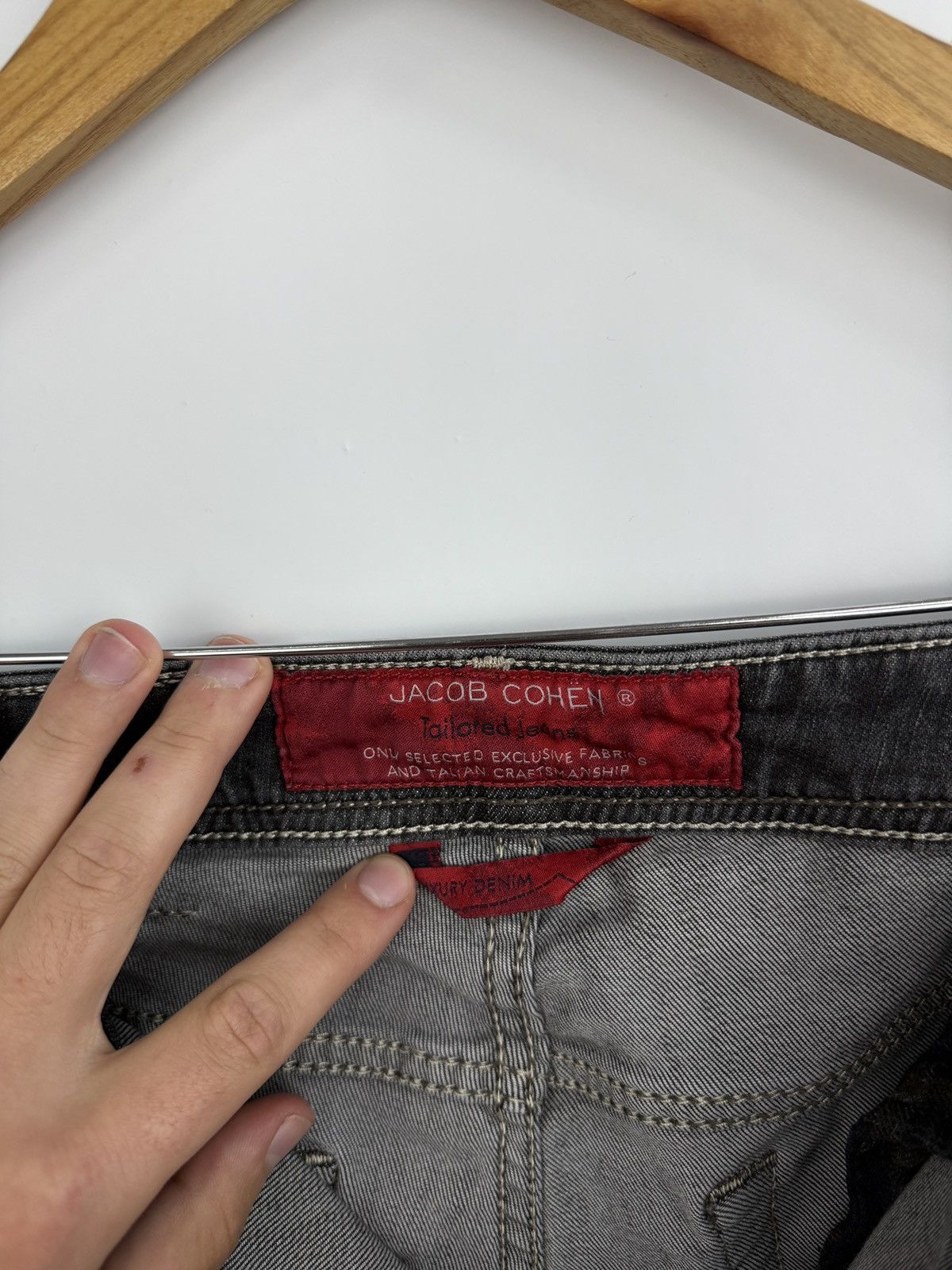 Jacob Cohen 🇮🇹 Jacob Cohen Luxury Denim Tailored Jeans 688 Made in Italy Size US 35 - 10 Thumbnail