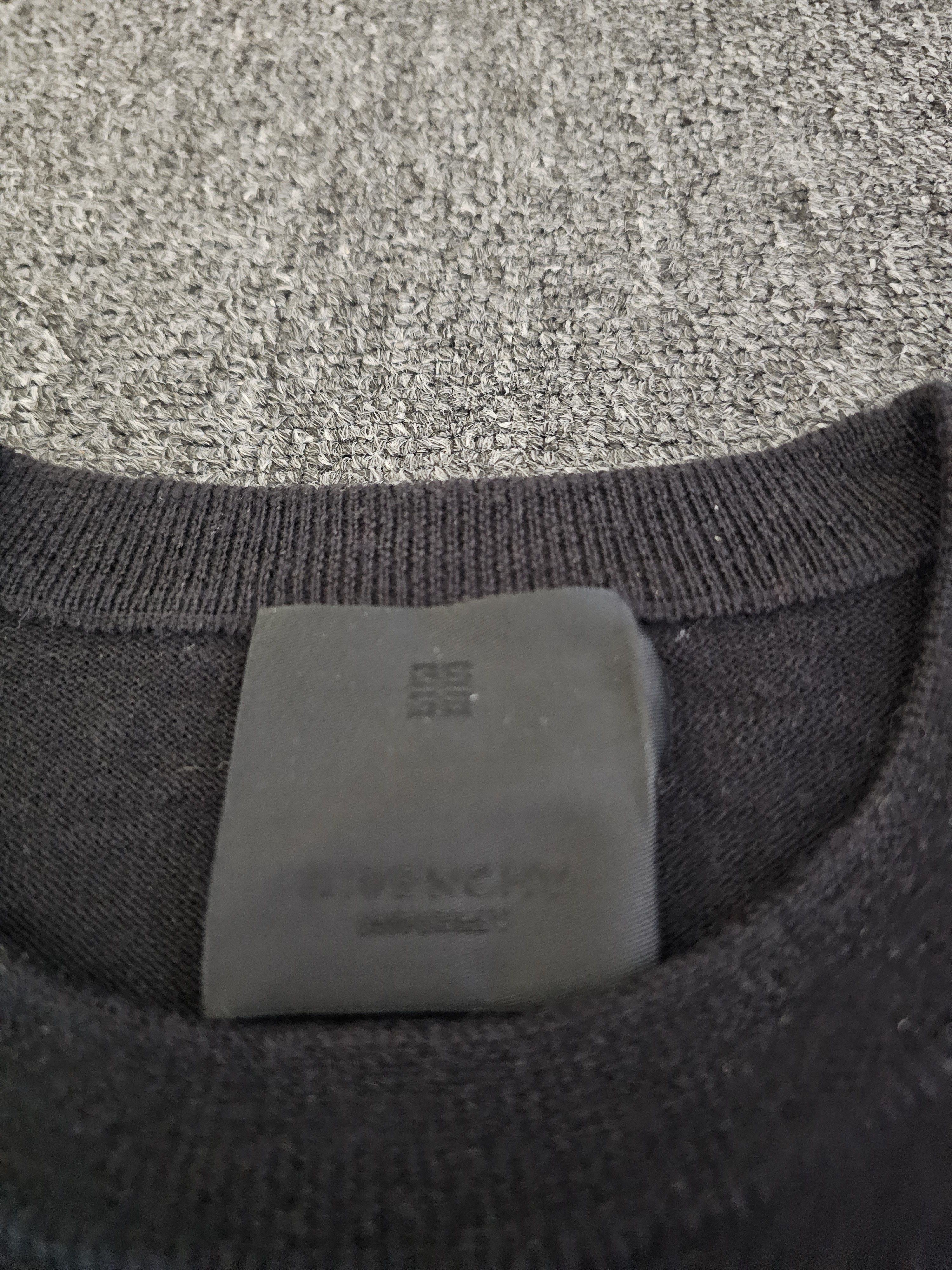 Givenchy Givenchy Men's Black Wool Knit Sweater Size L Size US L / EU 52-54 / 3 - 4 Thumbnail