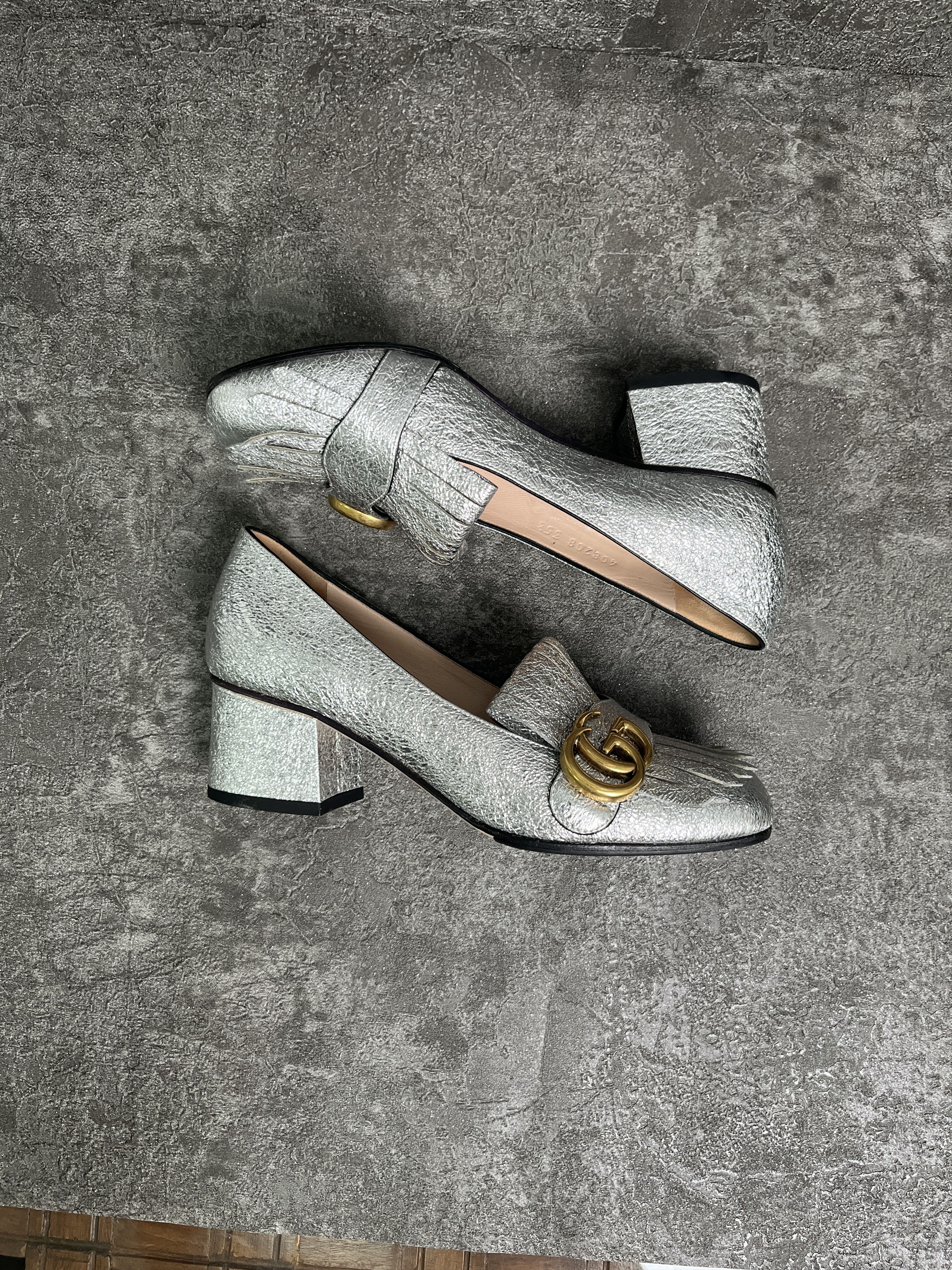 Gucci Gucci Silver GG Marmont Metallic Pumps Size US 5.5 / IT 35.5 - 6 Thumbnail