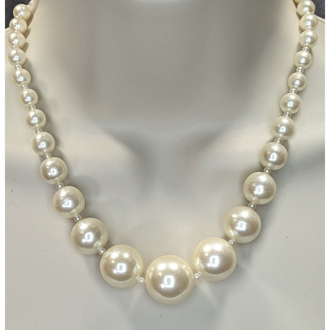 Other Vintage Faux Pearl Necklace & Earrings Set With Gold-Tone De Size ONE SIZE - 2 Thumbnail