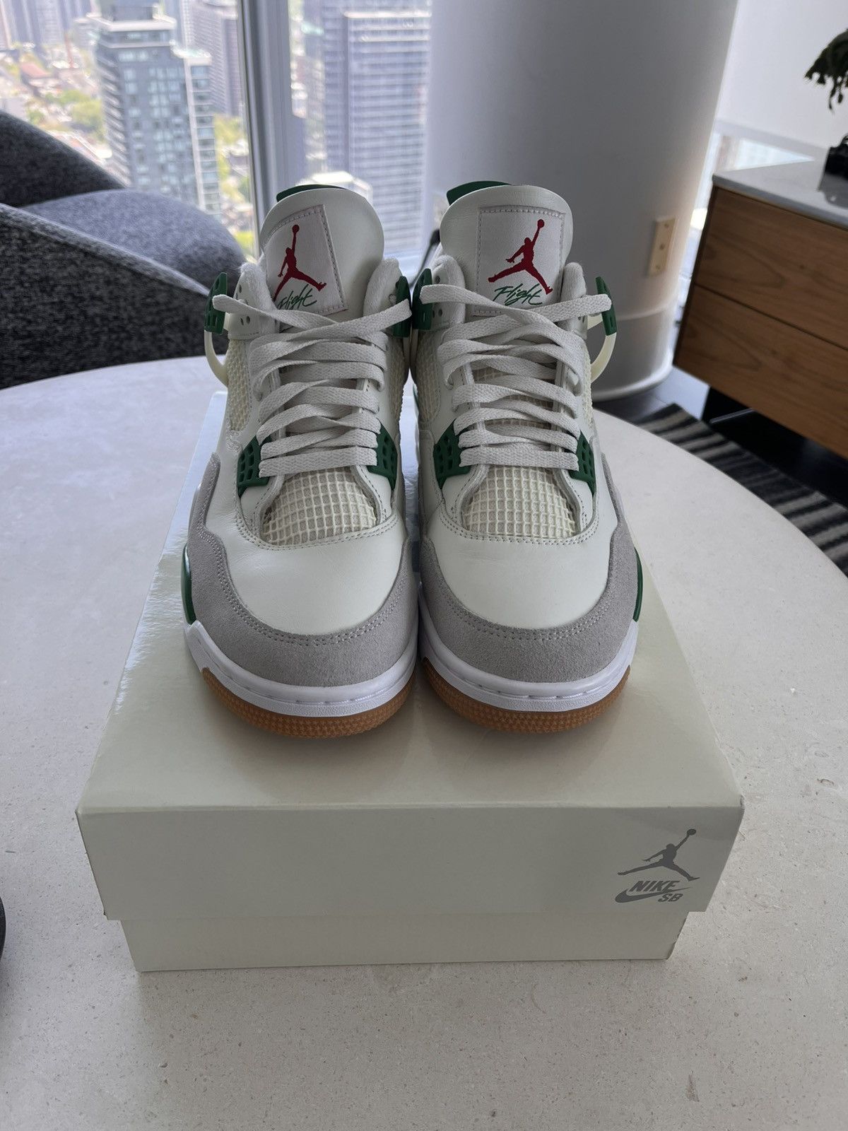 Jordan 4 Pine Green