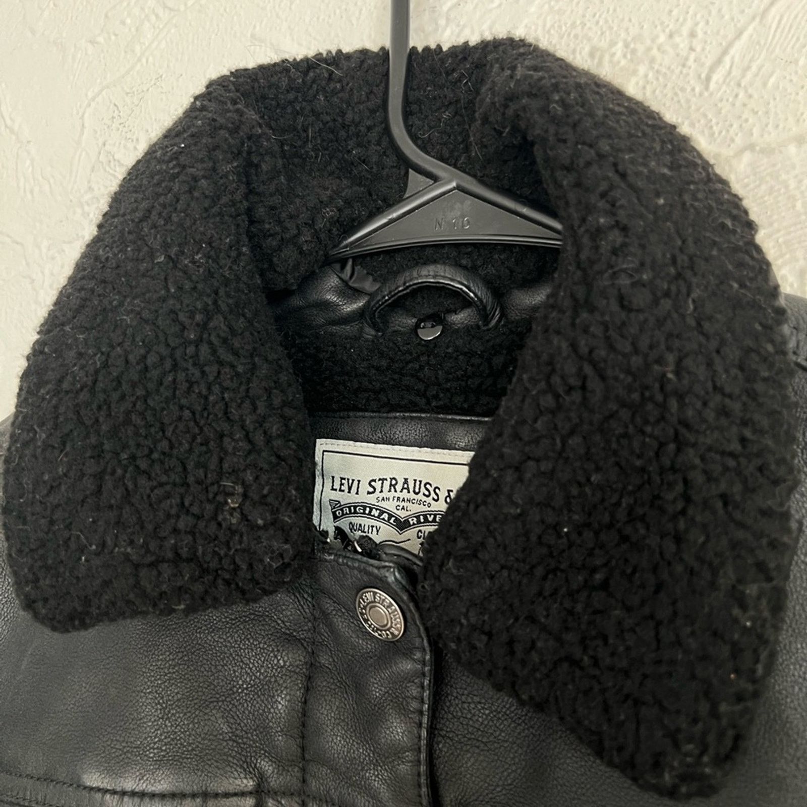 Levi's Levi’s Sherpa Zip Button Jacket Black Faux Leather QUALITY Size S / US 4 / IT 40 - 6 Thumbnail