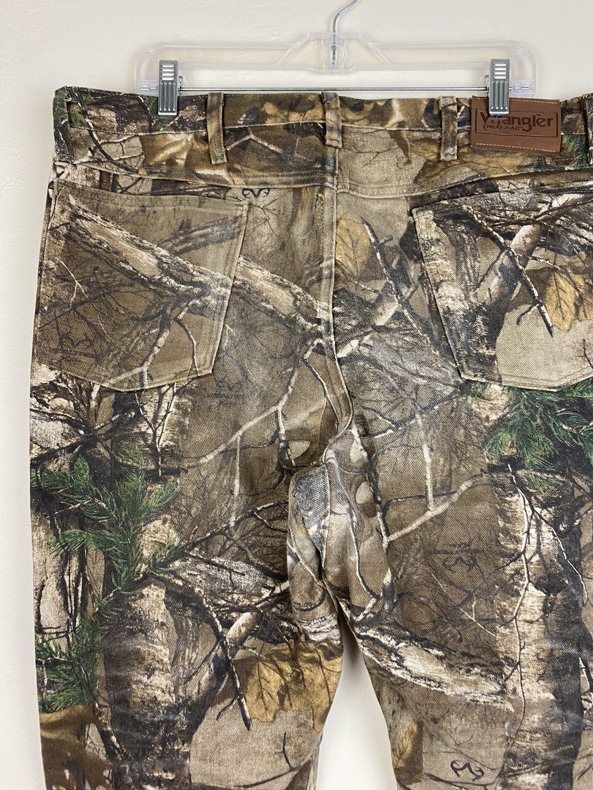 Vintage Vintage Wrangler Pro Gear Realtree Camo Pants y2k rare Size US 38 / EU 54 - 6 Thumbnail