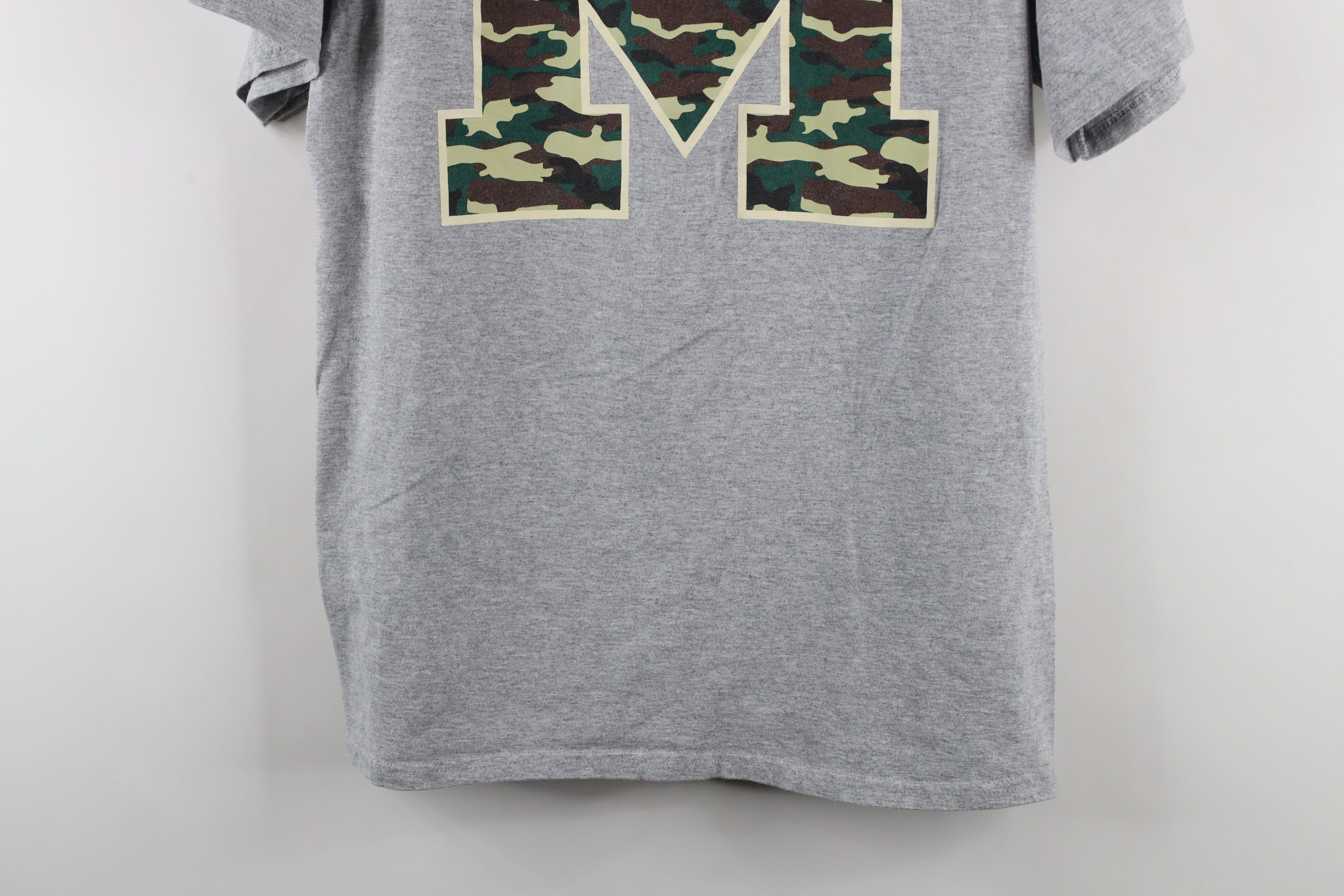 Vintage Vintage Camouflage Block University of Michigan T-Shirt Gray Size US M / EU 48-50 / 2 - 3 Thumbnail