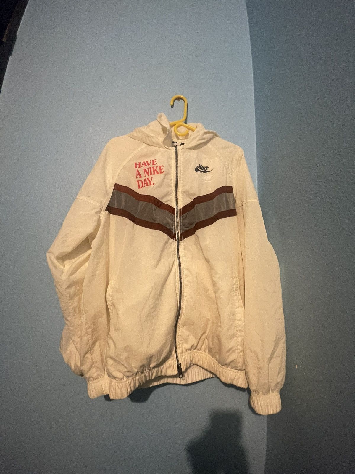 image of Nike Wind Breaker in White, Men's (Size Medium)