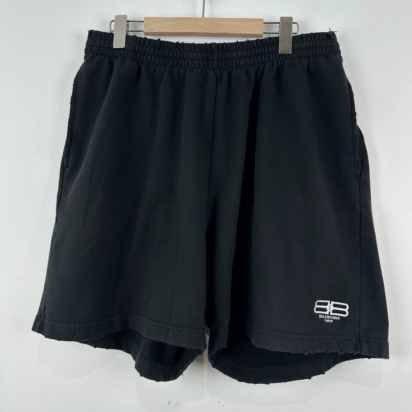 Balenciaga Balenciaga Double B Lock Embroidered Distressed Shorts Size US 26 / EU 42 - 1 Thumbnail