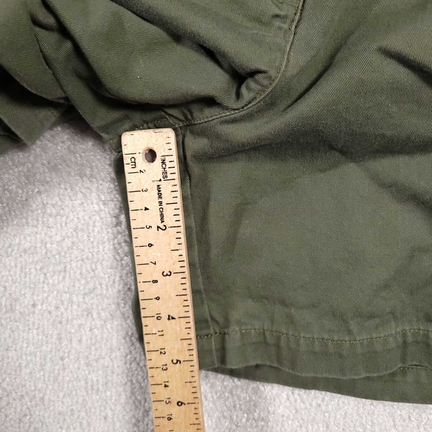 Jones New York VINTAGE Jones New York Sport Shorts Women's 14 Green Mid-Rise Flap Pockets 5" Size 36" / US 14 / IT 50 - 7 Thumbnail