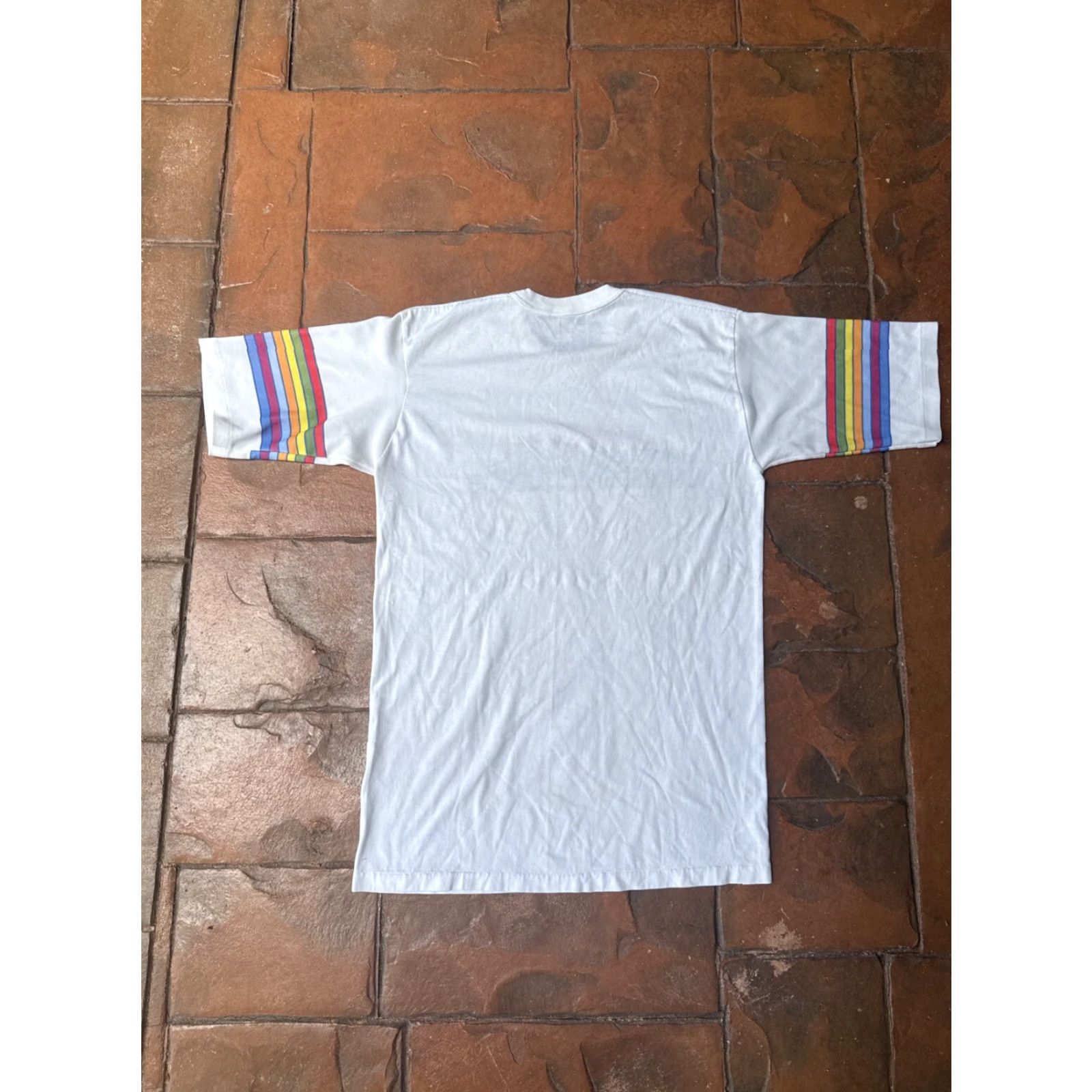 Rainbow VINTAGE Universal Studios Hollywood Rainbow T-Shirt White 50/50 Graphic Crew Neck Short Sleeve Large Mens Size US L / EU 52-54 / 3 - 3 Thumbnail