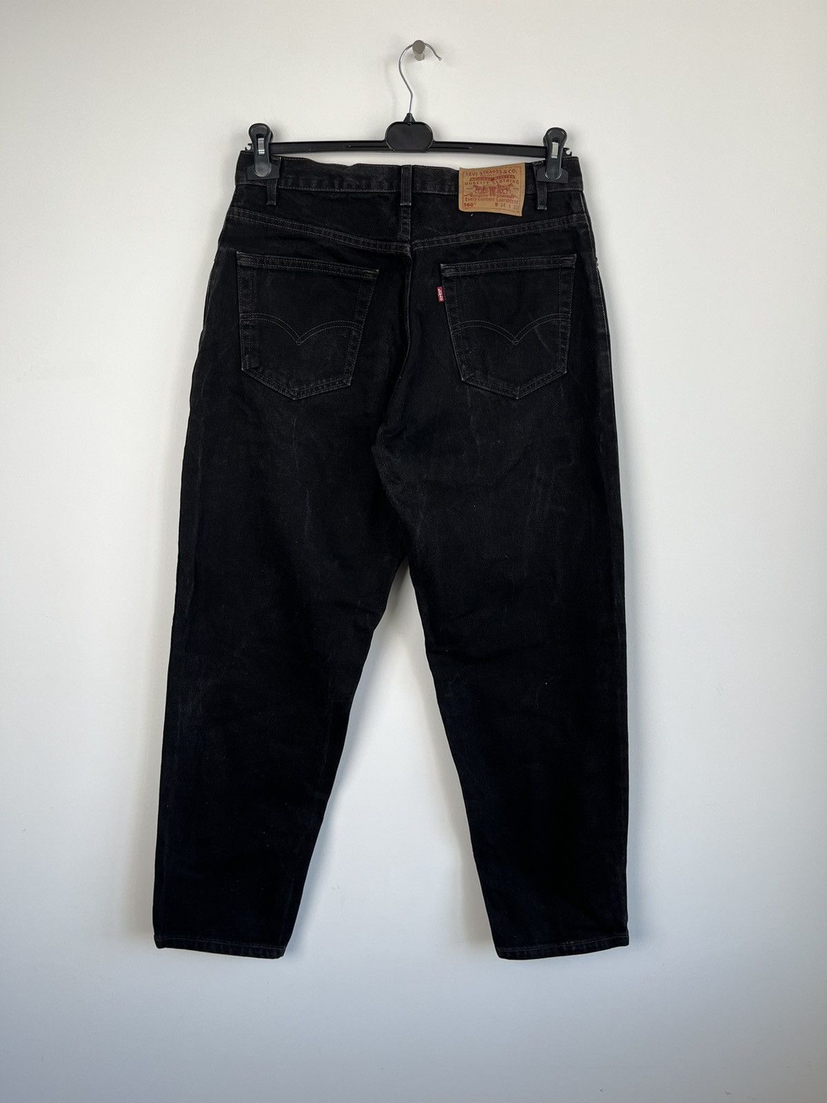 Levi's Vintage Clothing Vintage Levis 560 Loose Fit Black USA Jeans Size US 34 / EU 50 - 1 Thumbnail