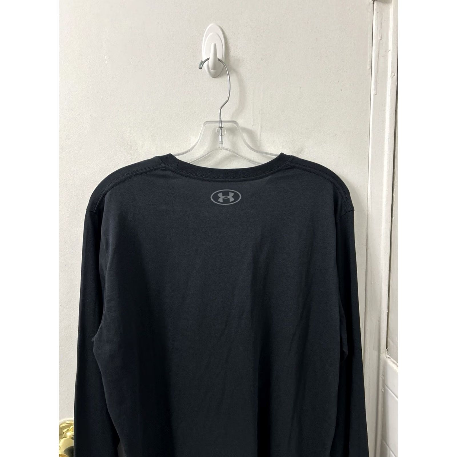 Under Armour Under Armour Shirt Mens Size L Black Sportstyle Left Chest Long Sleeve NWT Size US L / EU 52-54 / 3 - 7 Thumbnail